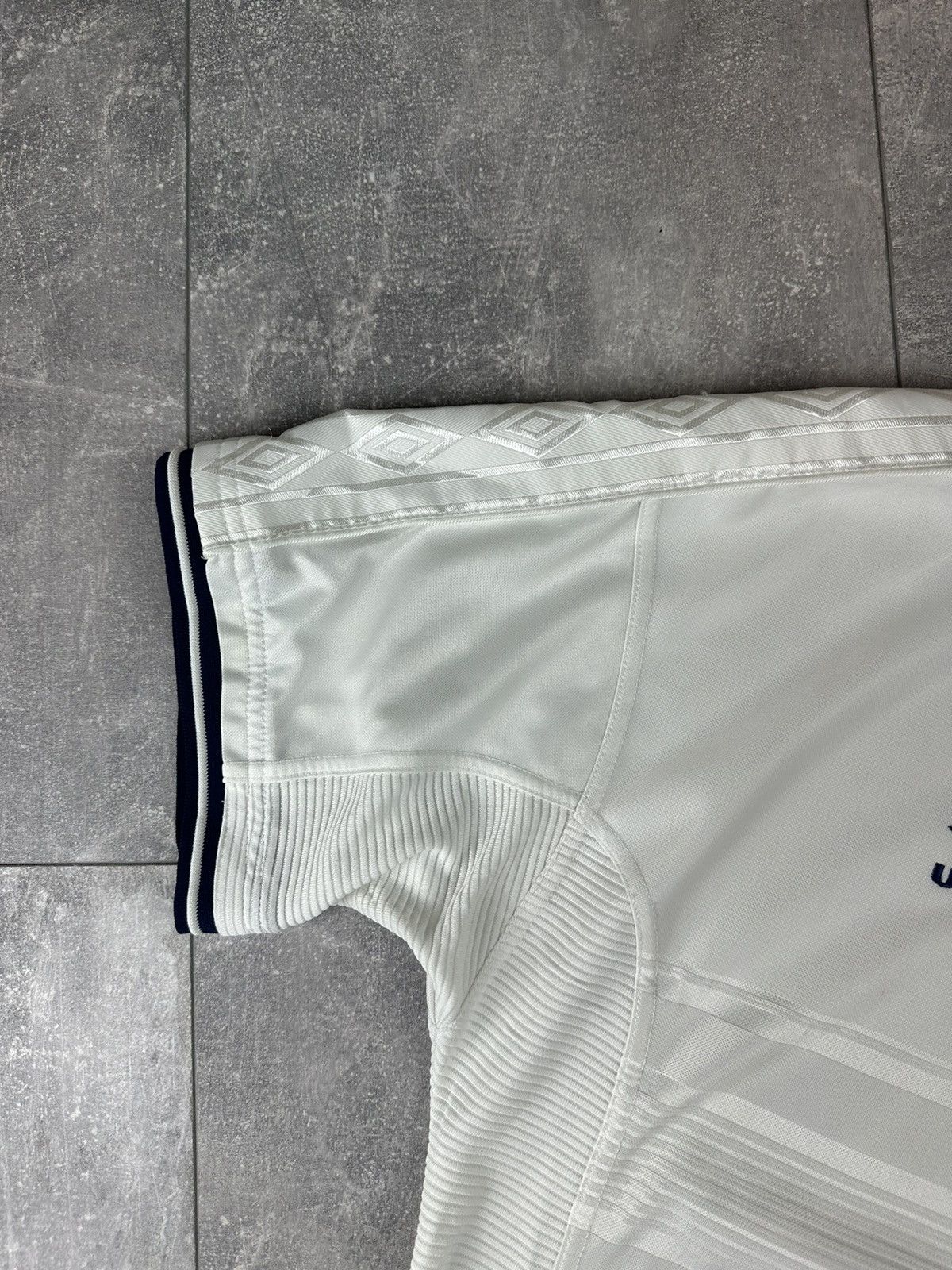 Umbro Umbro England Home 1999/01 Soccer Football Jersey Size US XL / EU 56 / 4 - 5 Thumbnail