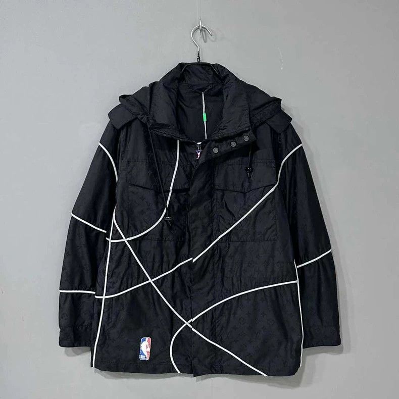 Louis Vuitton Louis Vuitton NBA co-branded full print assault jacket Size US M / EU 48-50 / 2 - 1 Thumbnail