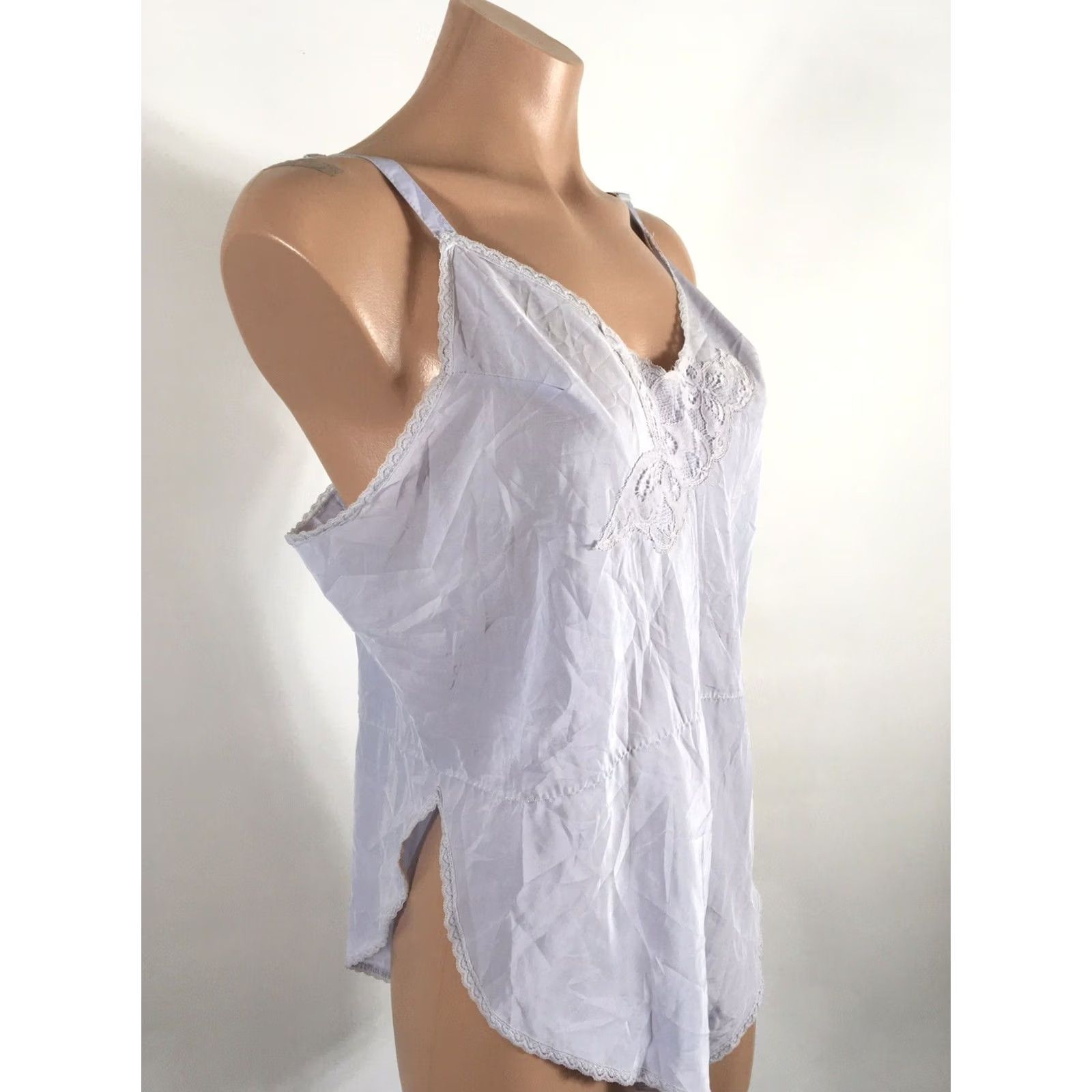 Vintage Vintage Lorraine Romper Teddy 36 NWT Purple Nylon Lace Butterfly 1970s Womens Mens? Size 25" / US 0 / IT 36 - 7 Thumbnail