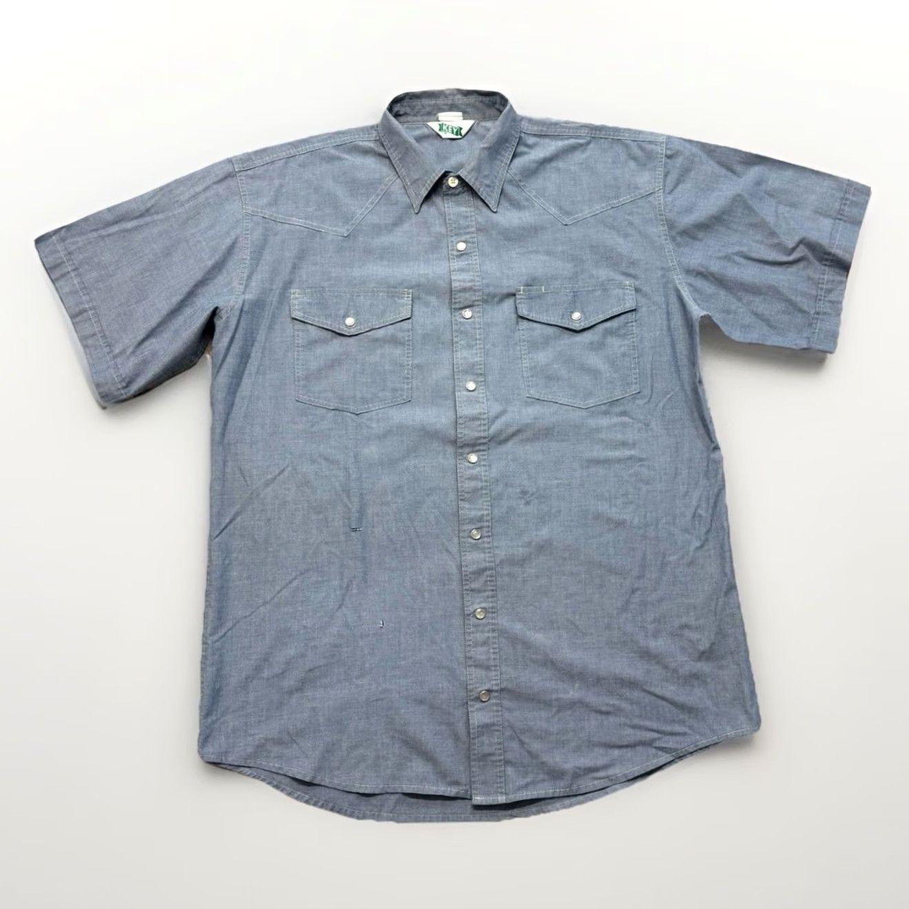 Vintage VINTAGE Key Chambray Work Shirt Mens XL Pearl Snap 70s Western Blue Cowboy USA Shirt Mens XL Blue Chambray Pearl Snap Western 70s Cowboy USA Size US XL / EU 56 / 4 - 2 Thumbnail