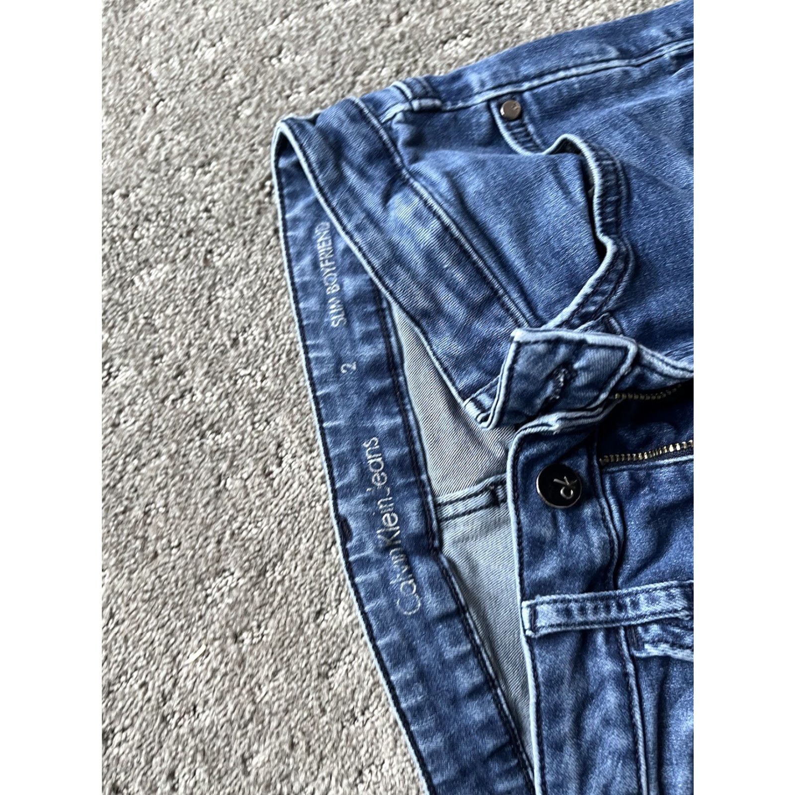 Calvin Klein VINTAGE Calvin Klein Women's Jeans Slim Boyfriend 2 Medium Wash Blue Straight Flare Size 26" / US 2 / IT 38 - 5 Thumbnail