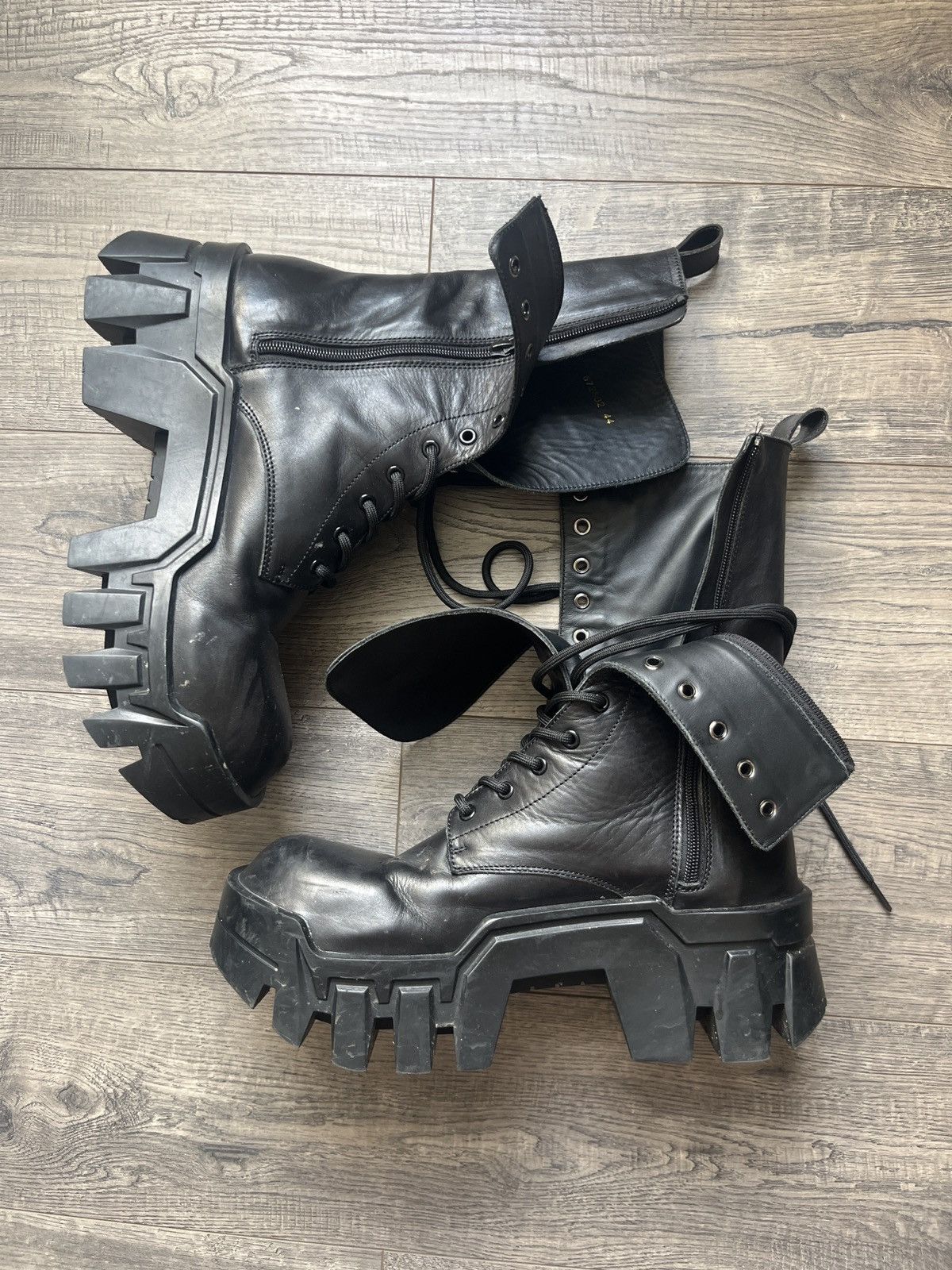 Balenciaga Balenciaga Bulldozer Boot | Grailed
