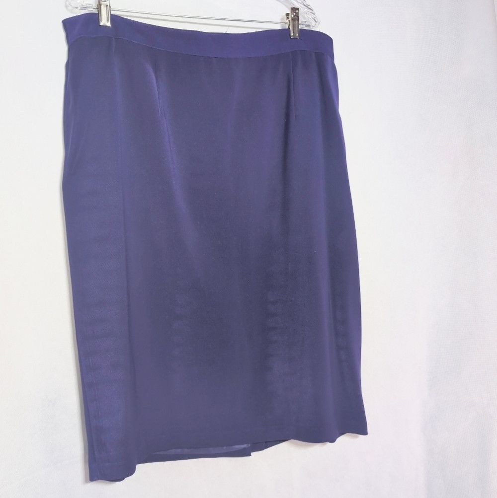 Other Vintage Elegant Purple Women's 20W Jacket & Skirt Suit Set Size 3XL / US 20-22 - 9 Thumbnail