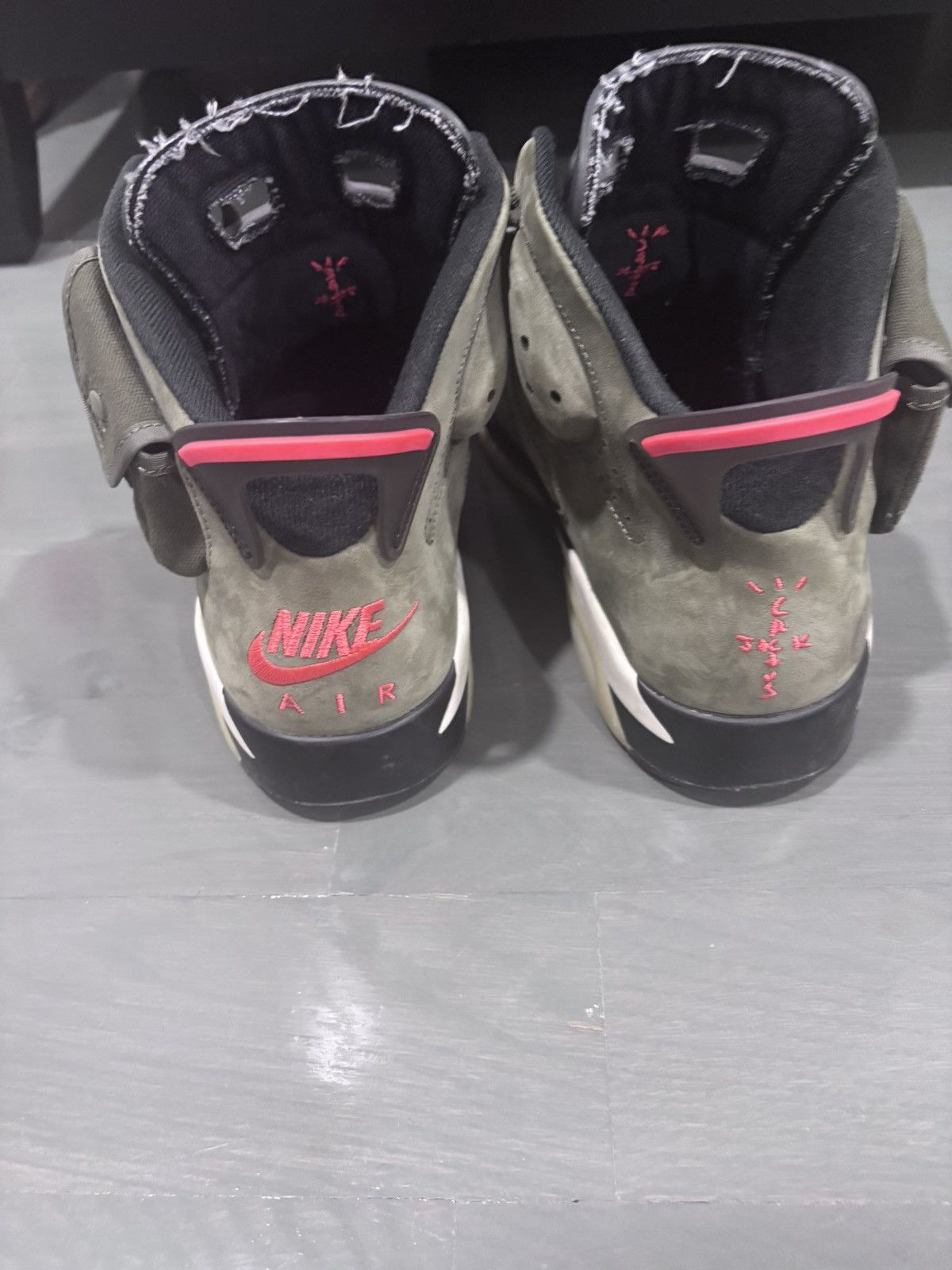 Jordan Brand × Travis Scott Travis Scott x Air Jordan 6 Retro "Medium Olive" Cactus Jack Size US 11 / EU 44 - 3 Thumbnail