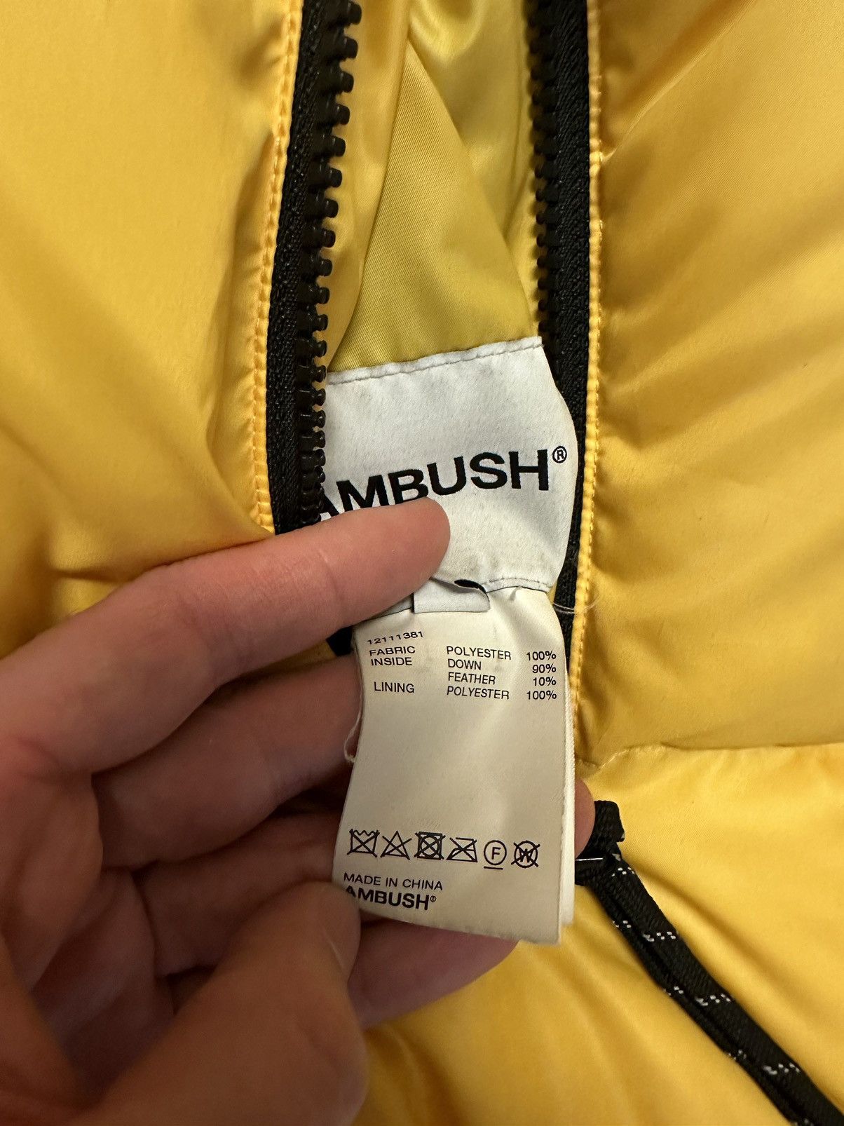 Ambush Design Runway piece! Ambush Reversible Yellow Down Jacket Size US L / EU 52-54 / 3 - 10 Thumbnail