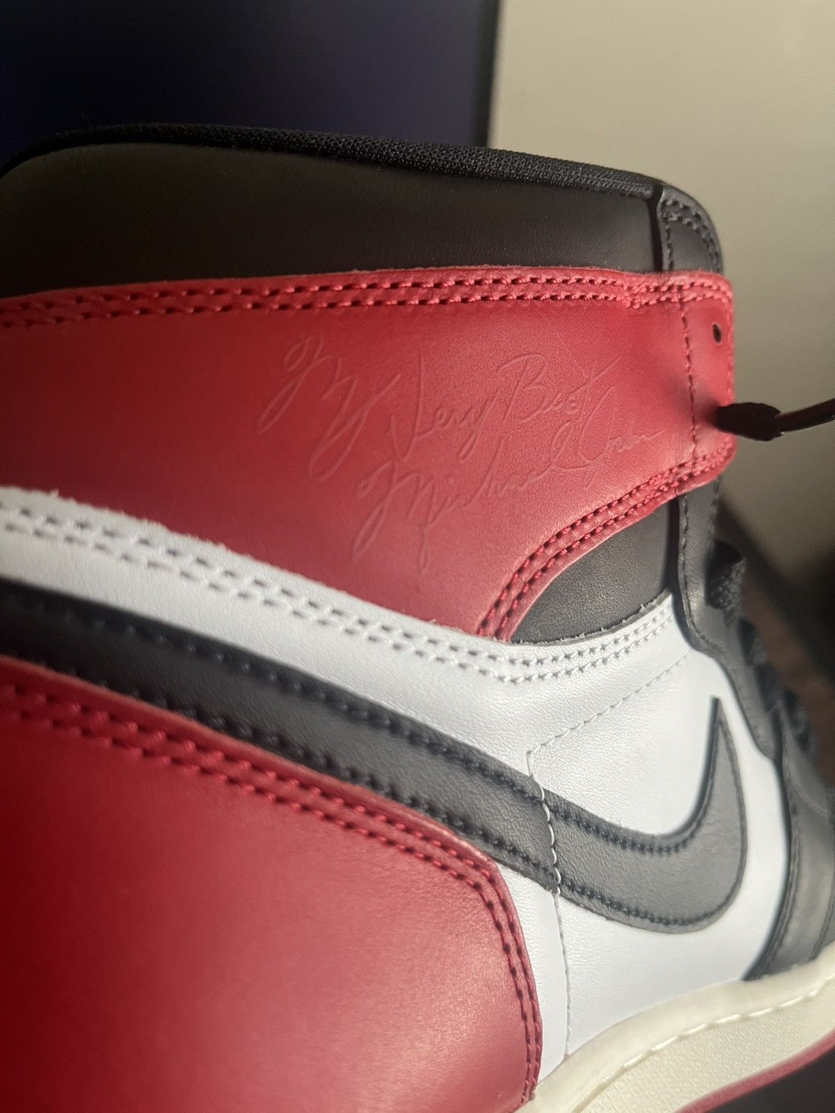 Jordan Brand Jordan 1 Retro High OG Black Toe Size US 11 / EU 44 - 5 Thumbnail