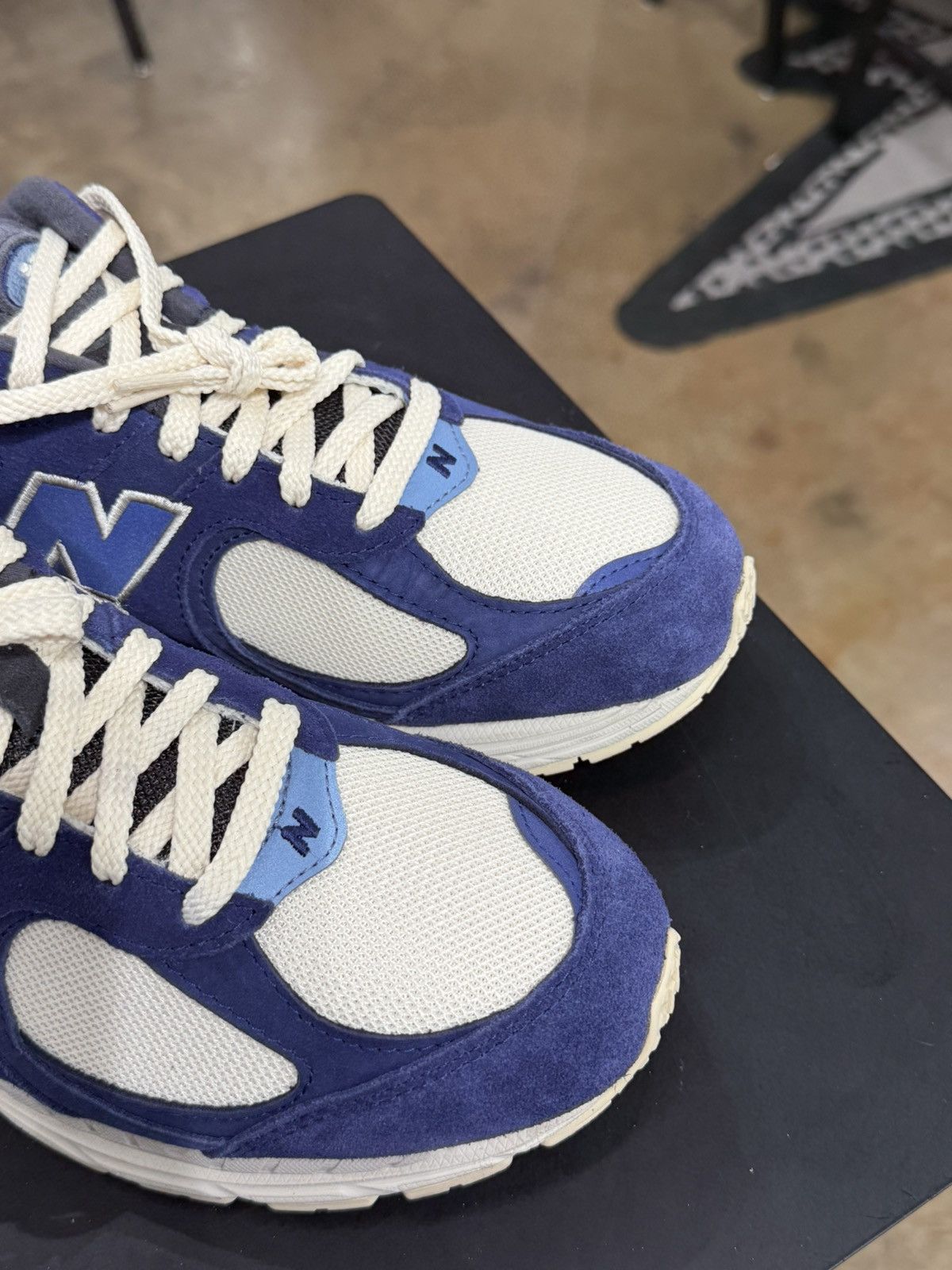 New Balance New Balance 2002R Light Cream Purple Size 10.5 (2022) Size US 10.5 / EU 43-44 - 8 Thumbnail