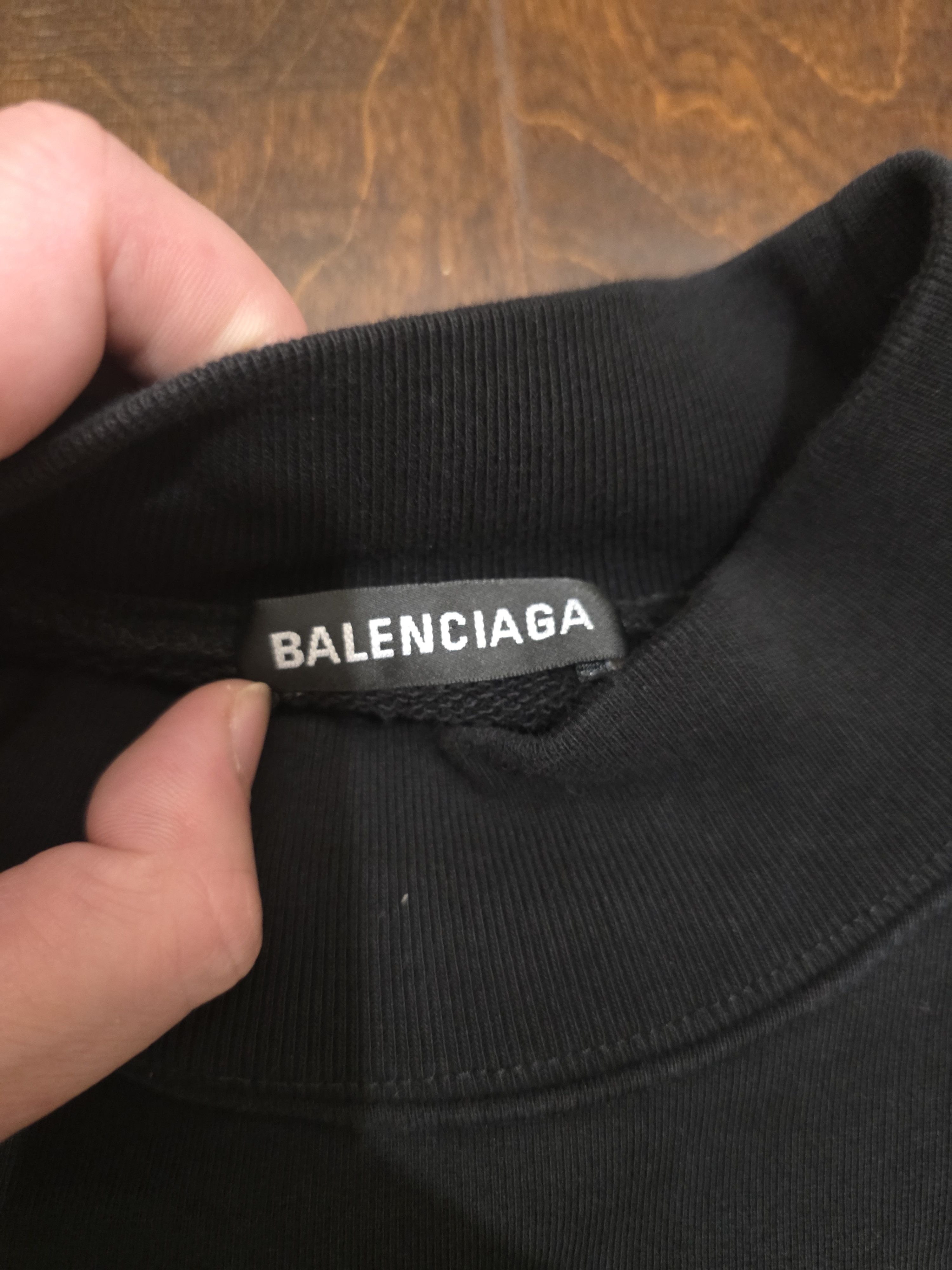 Balenciaga Oversized sweater Size US M / EU 48-50 / 2 - 3 Thumbnail