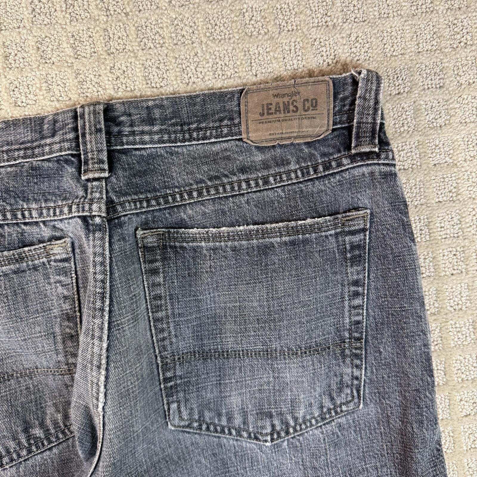 Wrangler Wrangler Relaxed Boot Fit Jeans 34x30 Faded Wash Size US 34 / EU 50 - 8 Thumbnail