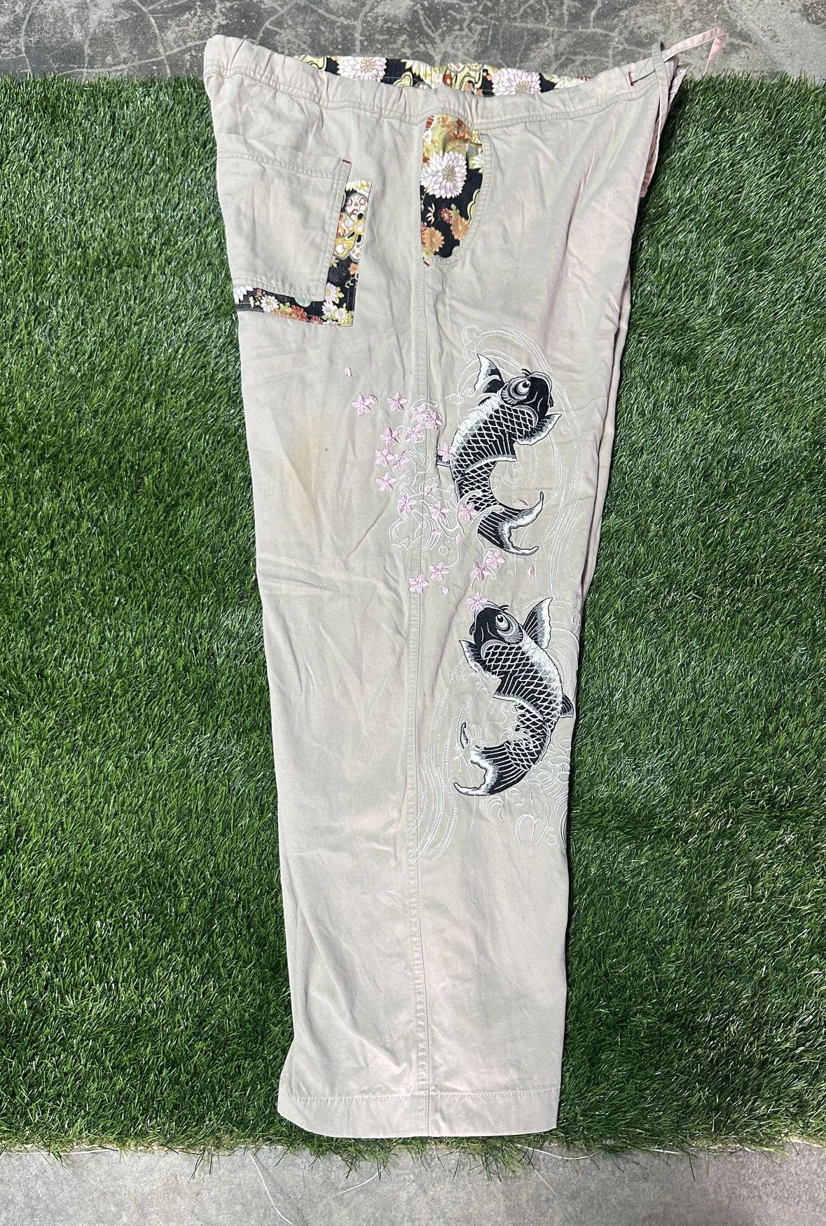 Japanese Brand × Vintage Rare🔥🔥 Vintage Sukajan KARAKURI TAMASHII Pants Size US 41 - 7 Thumbnail