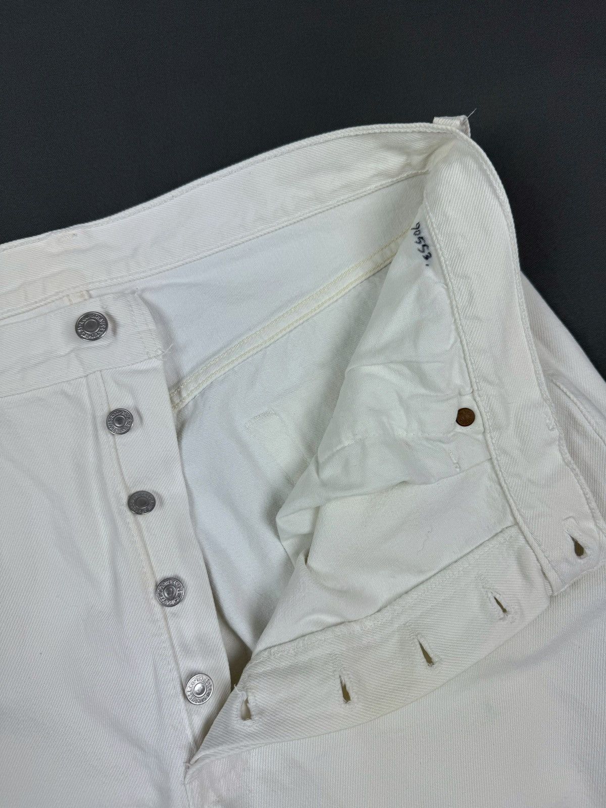 Levi's 1990’s Vintage Levi’s 501 White Jeans Made in USA Size US 35 - 8 Thumbnail