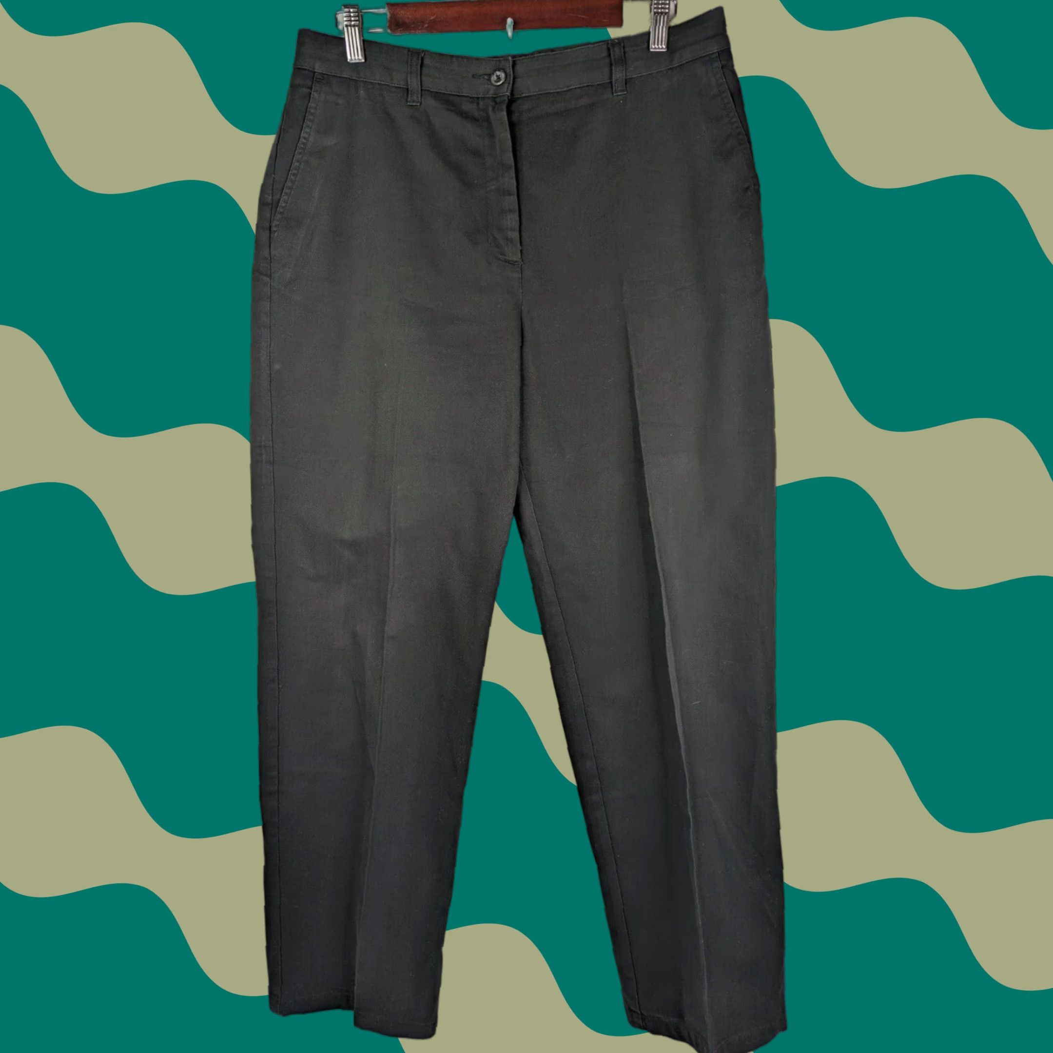 Eddie Bauer Eddie Bauer Flat Front Twill Pants Black Cotton Women's 14 Flat Front Khakis Chinos 30 1/4" Inseam Size 36" / US 14 / IT 50 - 1 Thumbnail