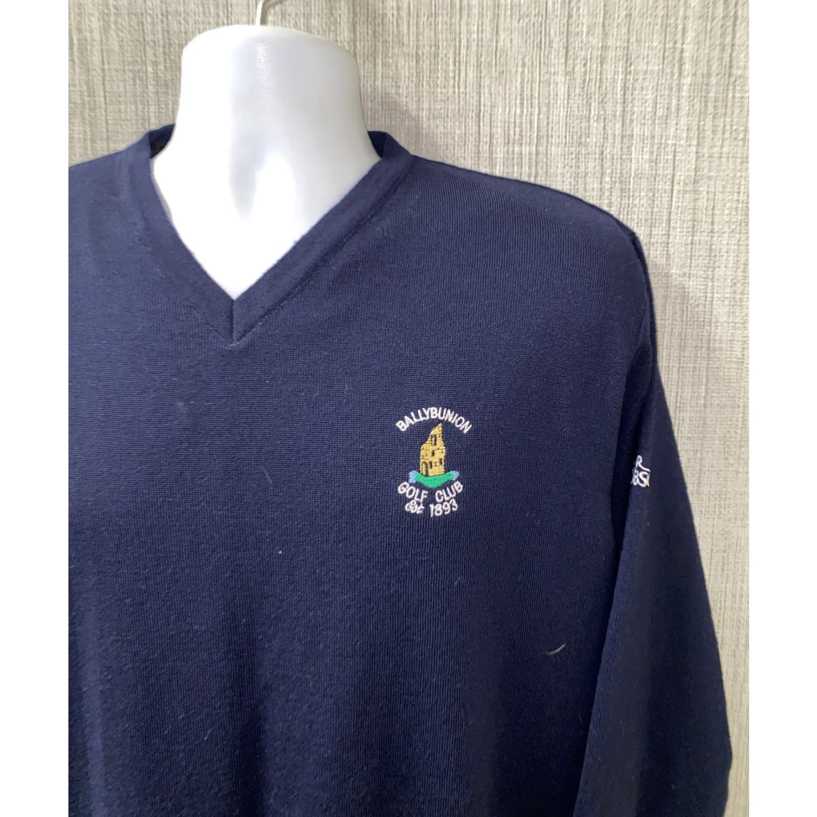 Oscar Jacobson Oscar Jacobson Mens Navy Blue Merino Wool Storm V-Neck Sweater L Mens V-Neck Sweater Size US L / EU 52-54 / 3 - 2 Thumbnail