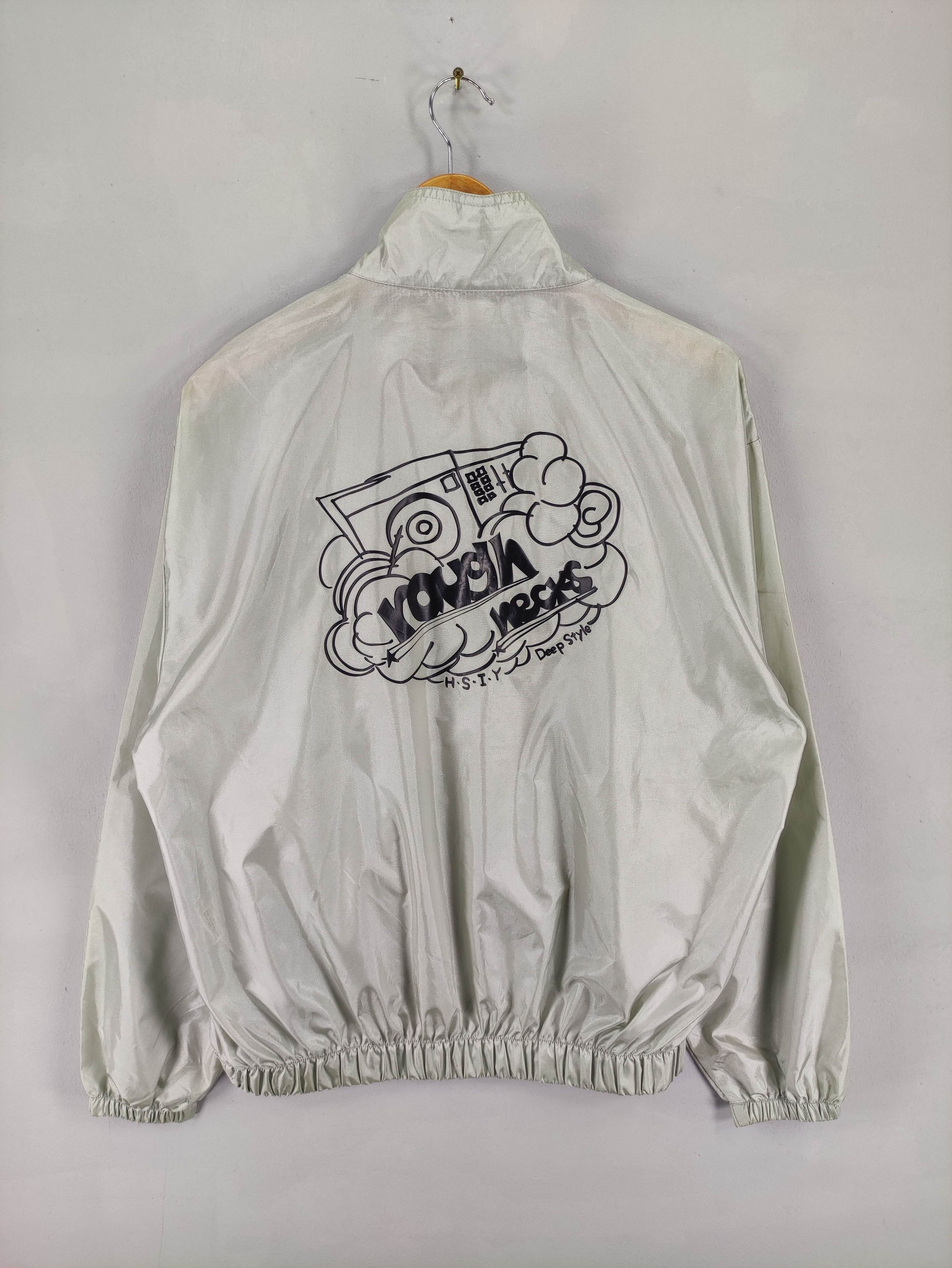 Japanese Brand Vintage Winbreaker Thin By Print Star Size US L / EU 52-54 / 3 - 1 Thumbnail