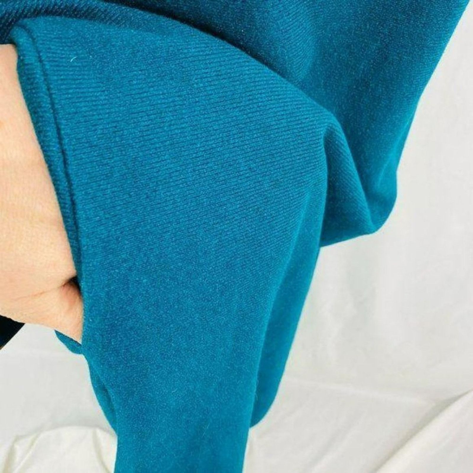 Vintage Vintage House Coat Zip Front Velour Robe Long Quilted Satin Size ONE SIZE - 4 Thumbnail