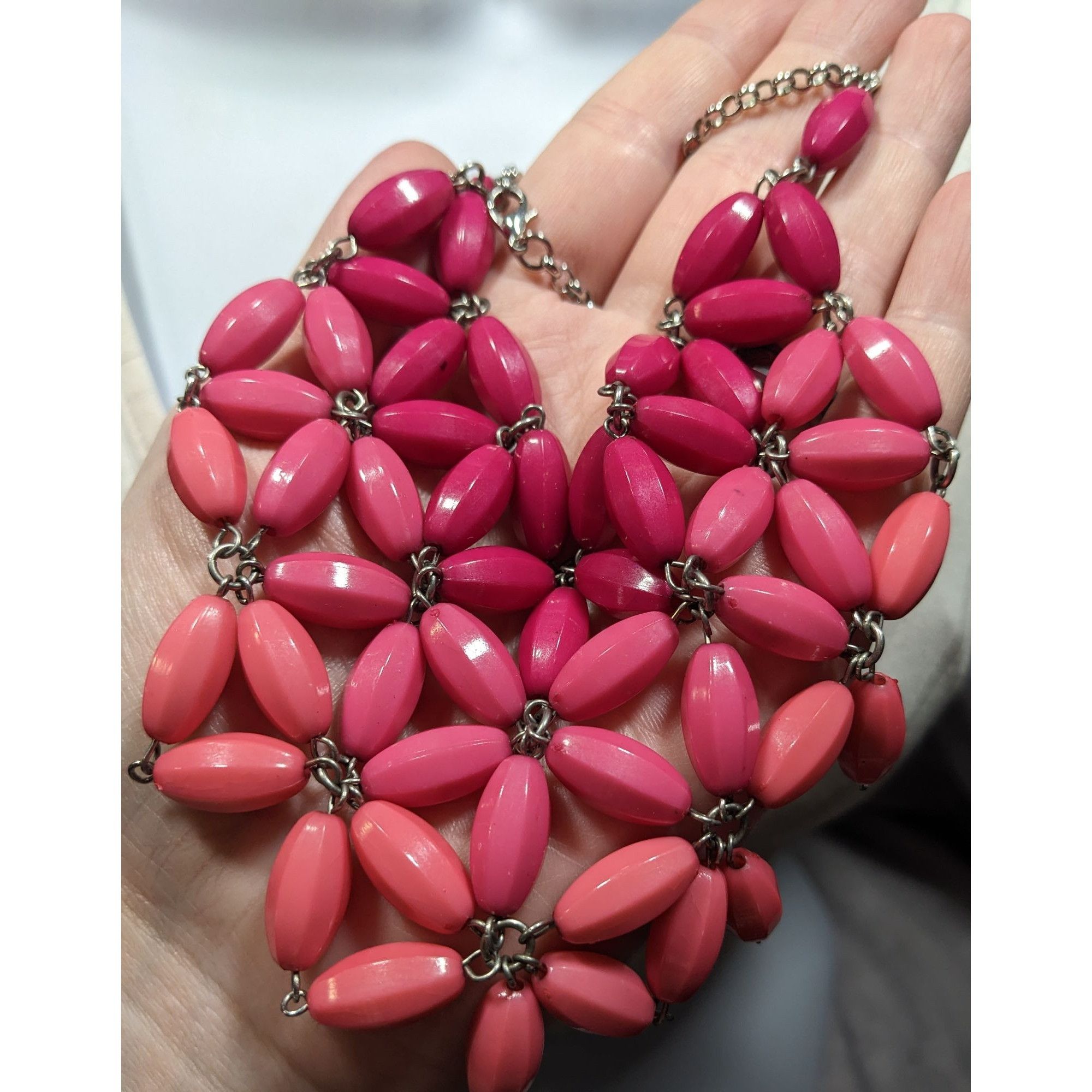 Other Fairycore Pink Ombre Beaded Floral Bib Necklace Size ONE SIZE - 3 Thumbnail
