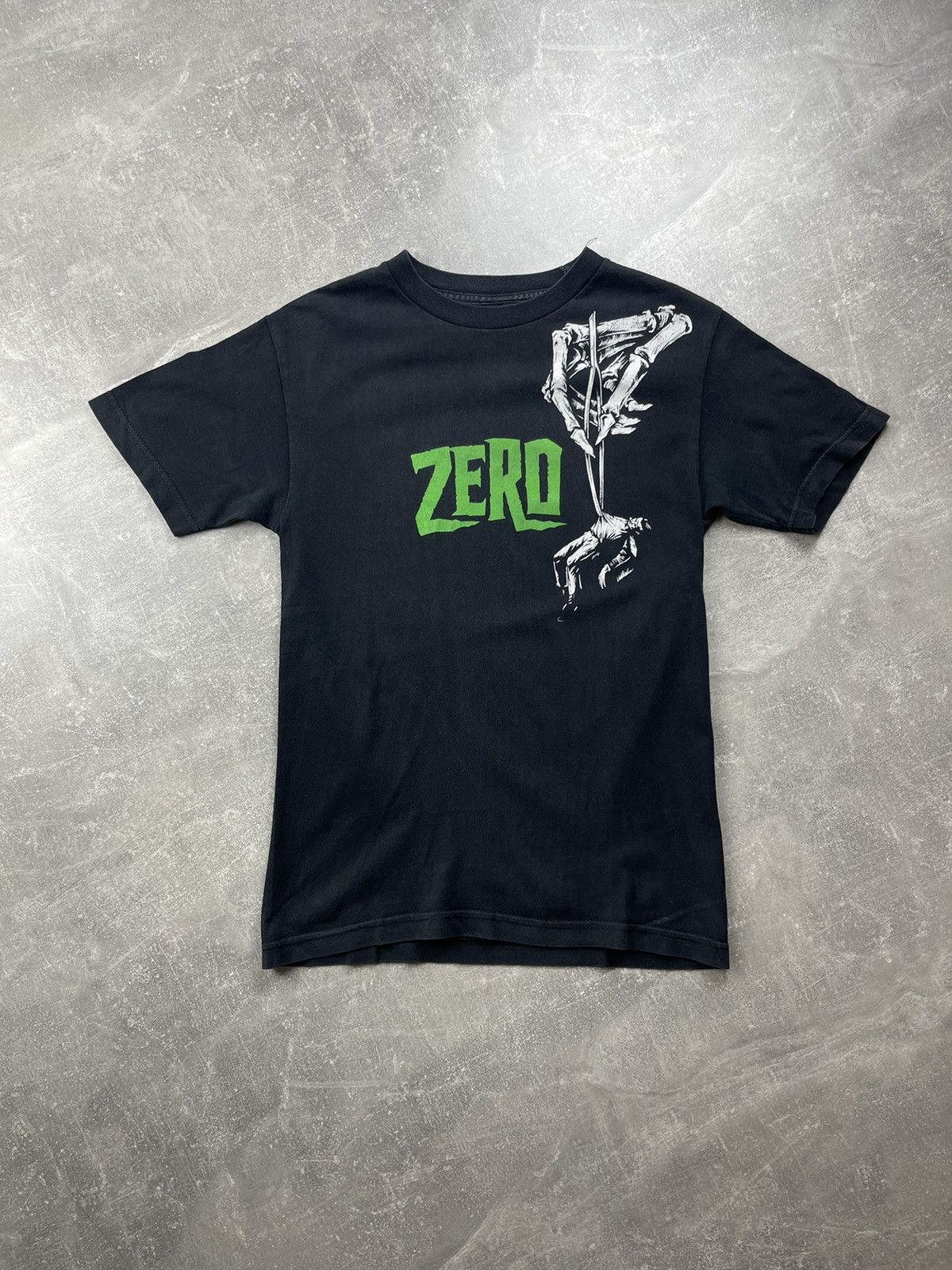 Band Tees × Vintage Vintage Zero Skateboards T-Shirt Skeleton Puppet Graphic 00s Size US S / EU 44-46 / 1 - 2 Thumbnail