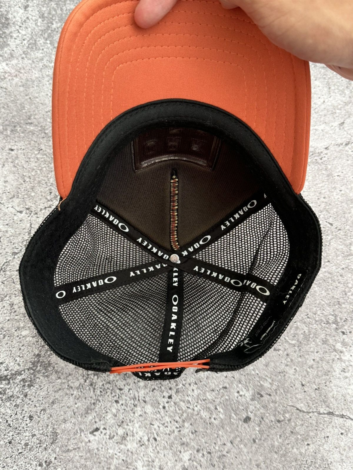 Oakley × Vintage Vintage Oakley outdoor orange snapback cap hats Size ONE SIZE - 7 Thumbnail