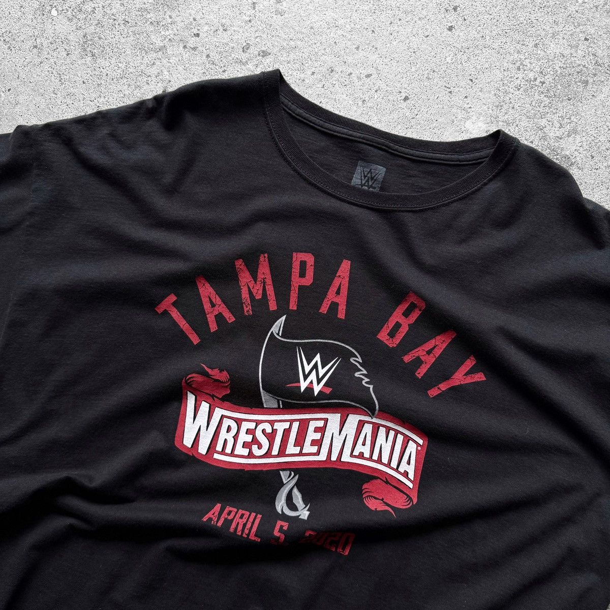 WWE WWE Mens Black Wrestlemania 36 Tampa Bay Graphic T-Shirt Size US XXL / EU 58 / 5 - 3 Thumbnail