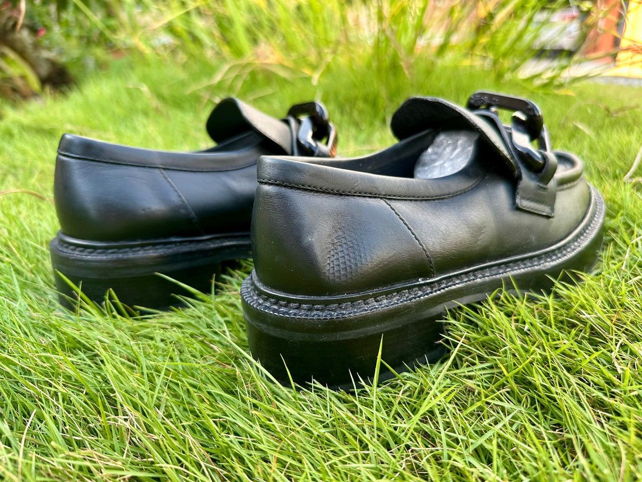Louis Vuitton Authentic Louis Vuitton Oversized Chain Academy Flat Loafers Size US 5 / EU 37 - 3 Thumbnail