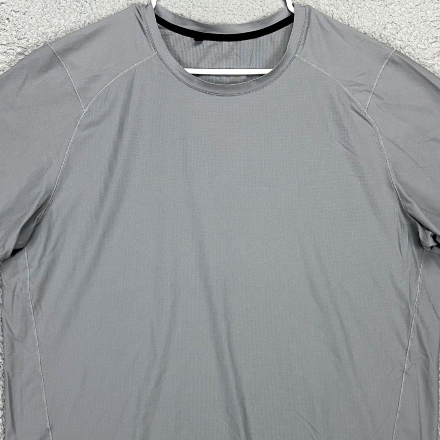 Vintage VRST Mens T-Shirt Athletic Short Sleeve XL Grey Spandex Polyamide Breathable Crew Neck Size US XL / EU 56 / 4 - 2 Thumbnail