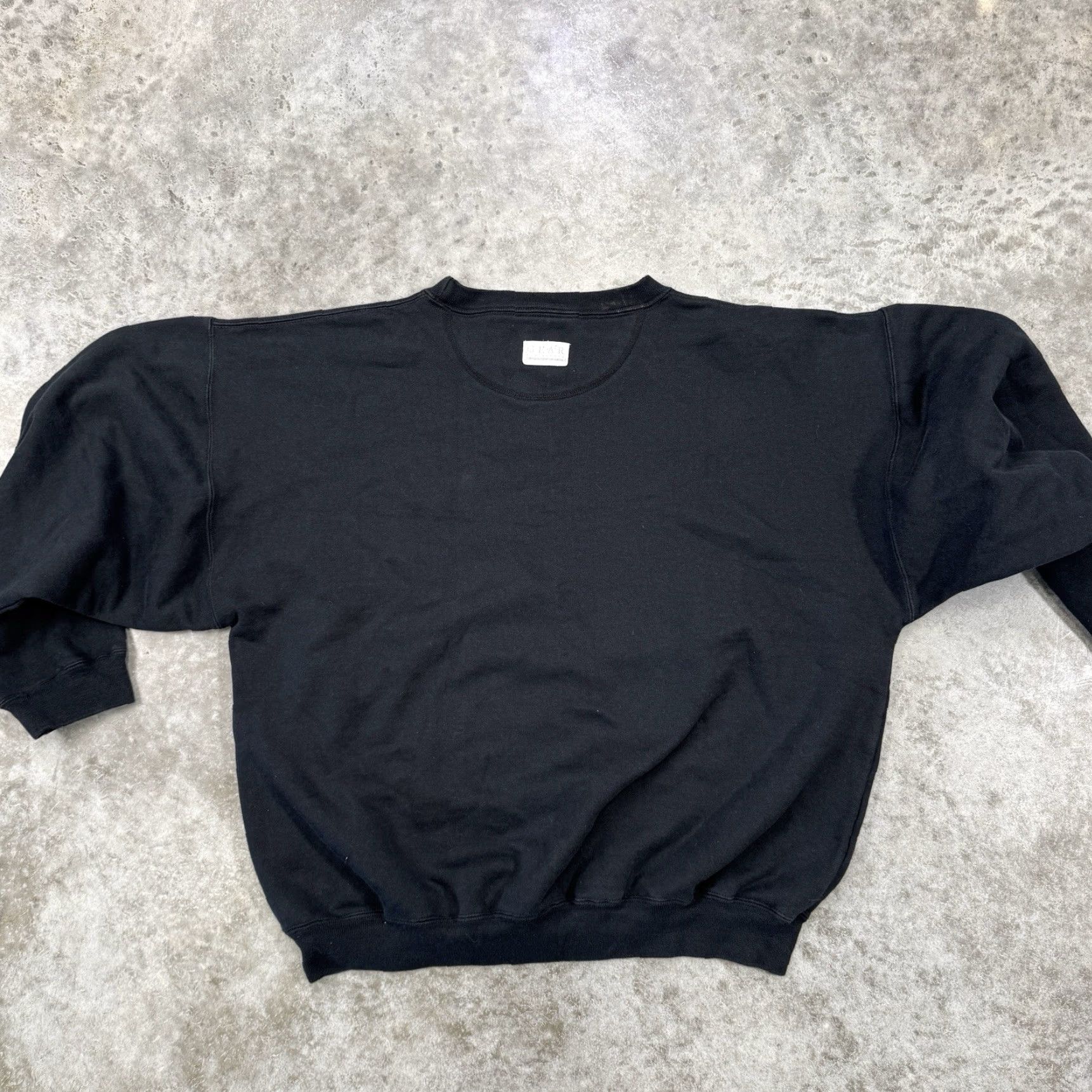 Vintage VINTAGE Gear Fort Pickett US Army sweatshirt adult L black Graphic Print Crew Neck 90s Military Men’s Size US L / EU 52-54 / 3 - 4 Thumbnail