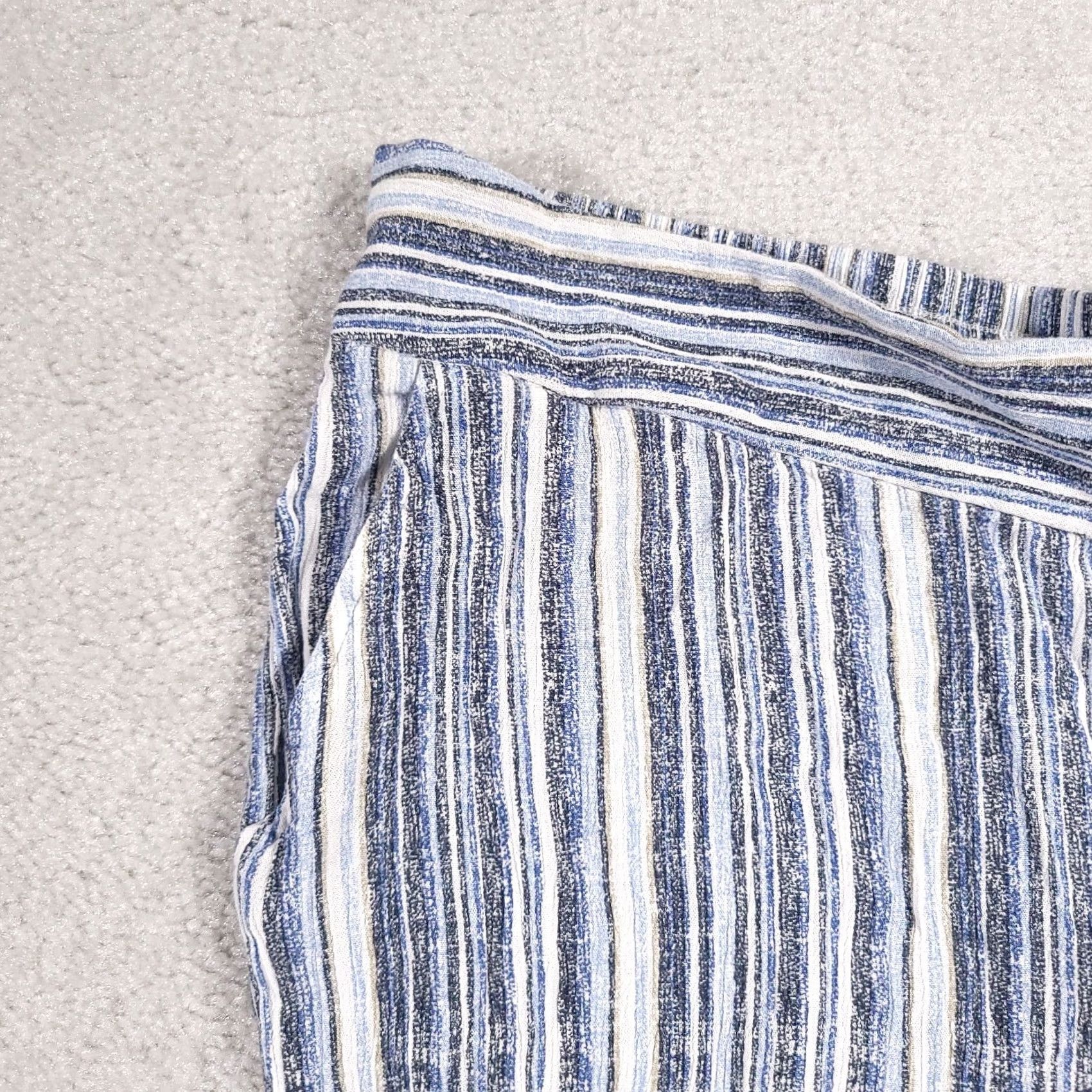 Nine West Nine West Capri Pants Women Large Blue Stripe Pockets Soft Comfort Cotton Rayon Pull On Tapered Leg Flat Front Casual Vintage: No Size 36" / US 14 / IT 50 - 3 Thumbnail