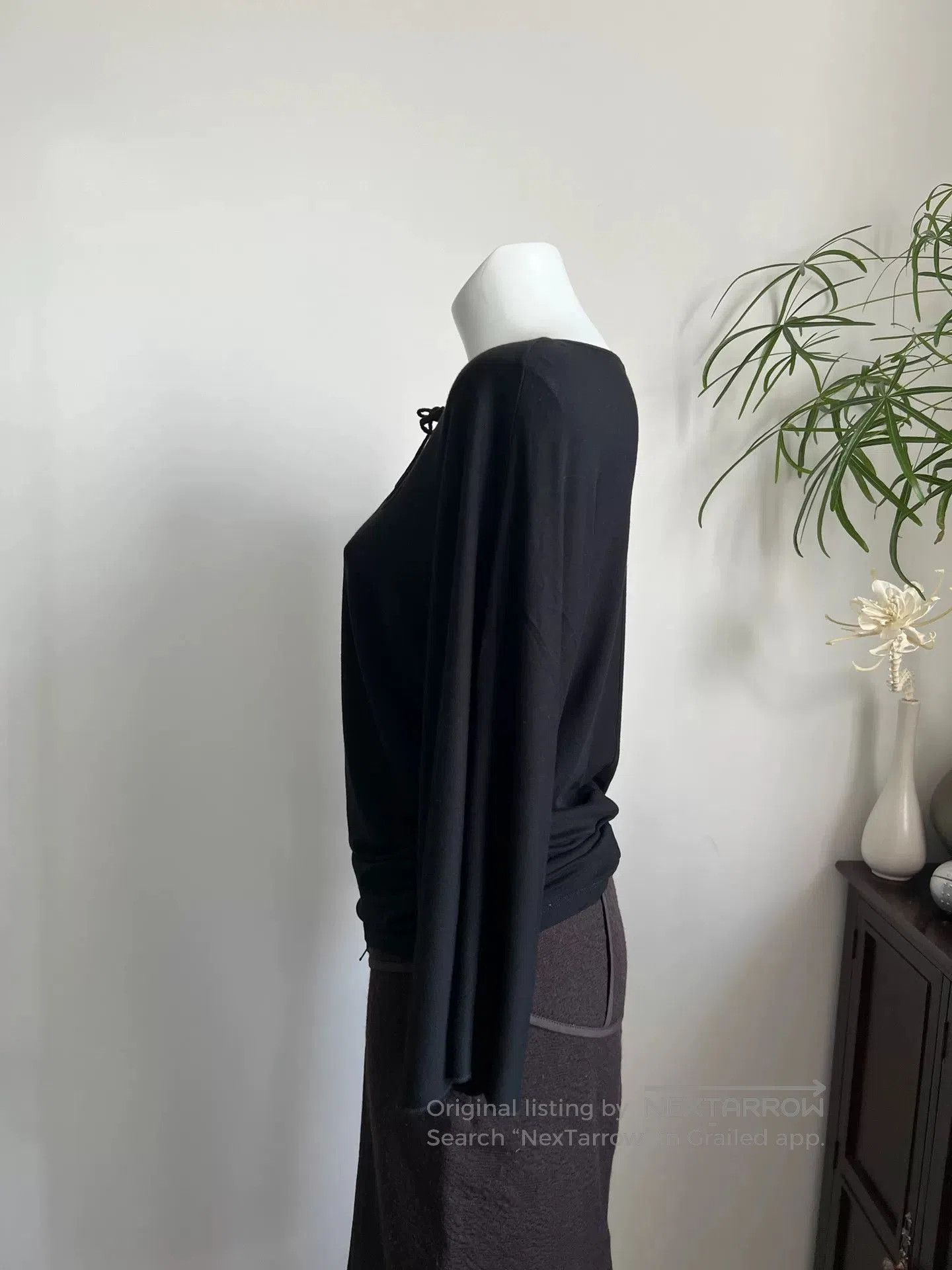 Max Mara Max Mara Black Cutout 3/4 Sleeve Top. Size M / US 6-8 / IT 42-44 - 5 Thumbnail