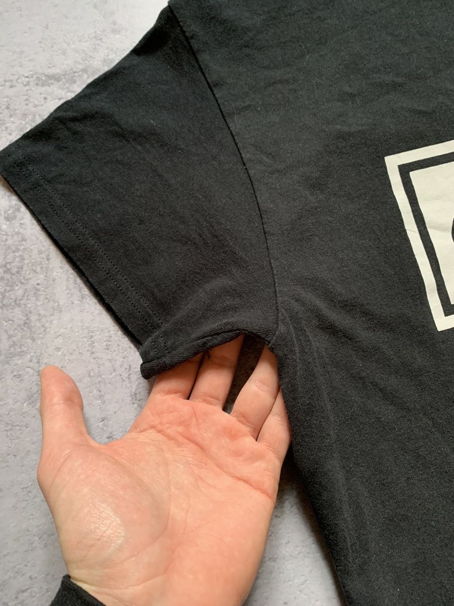 Band Tees Oasis Vintage T Shirts Y2K Box Big Center Logo Size US M / EU 48-50 / 2 - 6 Thumbnail