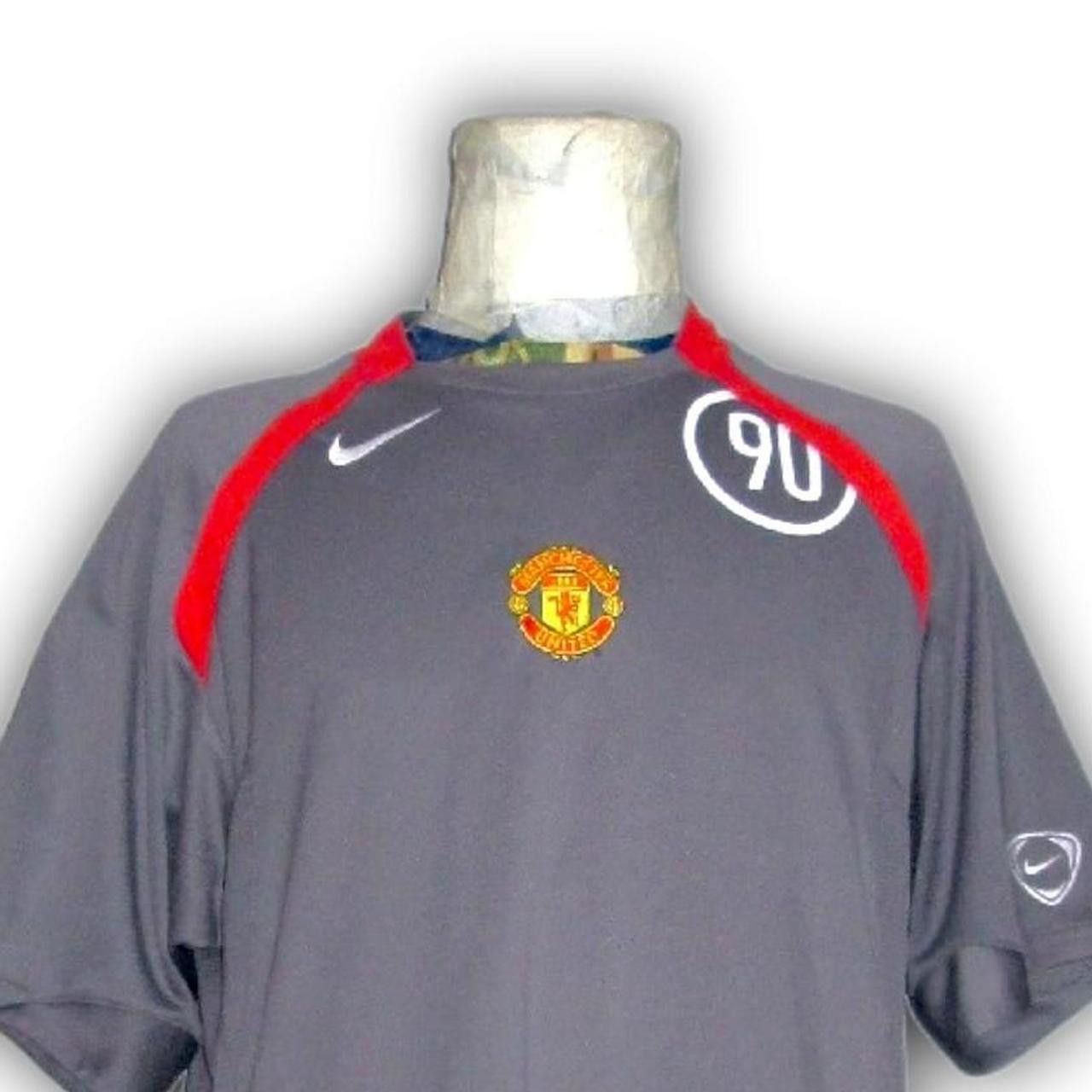 Nike Manchester united 2004 2005 2006 Training shirt jersey Size US L / EU 52-54 / 3 - 1 Thumbnail