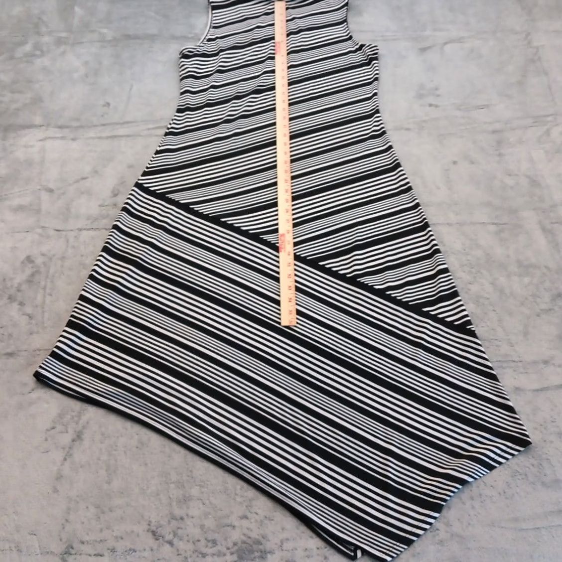 Vintage Chico's Maxi Dress Black Striped Asymmetric Sleeveless Pullover V-Neck Size 1 Polyester Spandex Women Dress Long Vintage No Size XS / US 0-2 / IT 36-38 - 4 Thumbnail