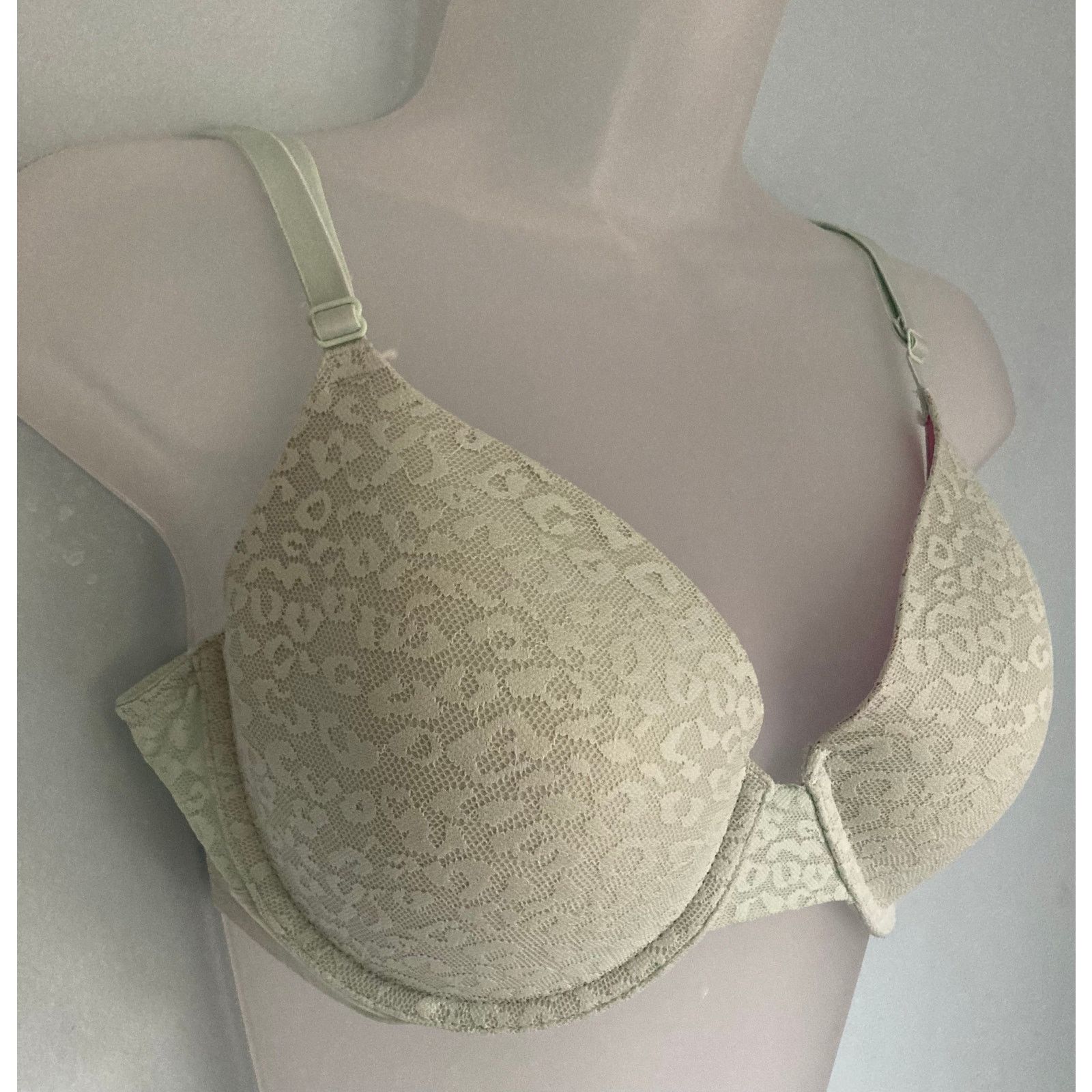 Pink PINK Victoria's Secret Bra 34DD Lined Animal Pattern Lace Size ONE SIZE - 2 Thumbnail