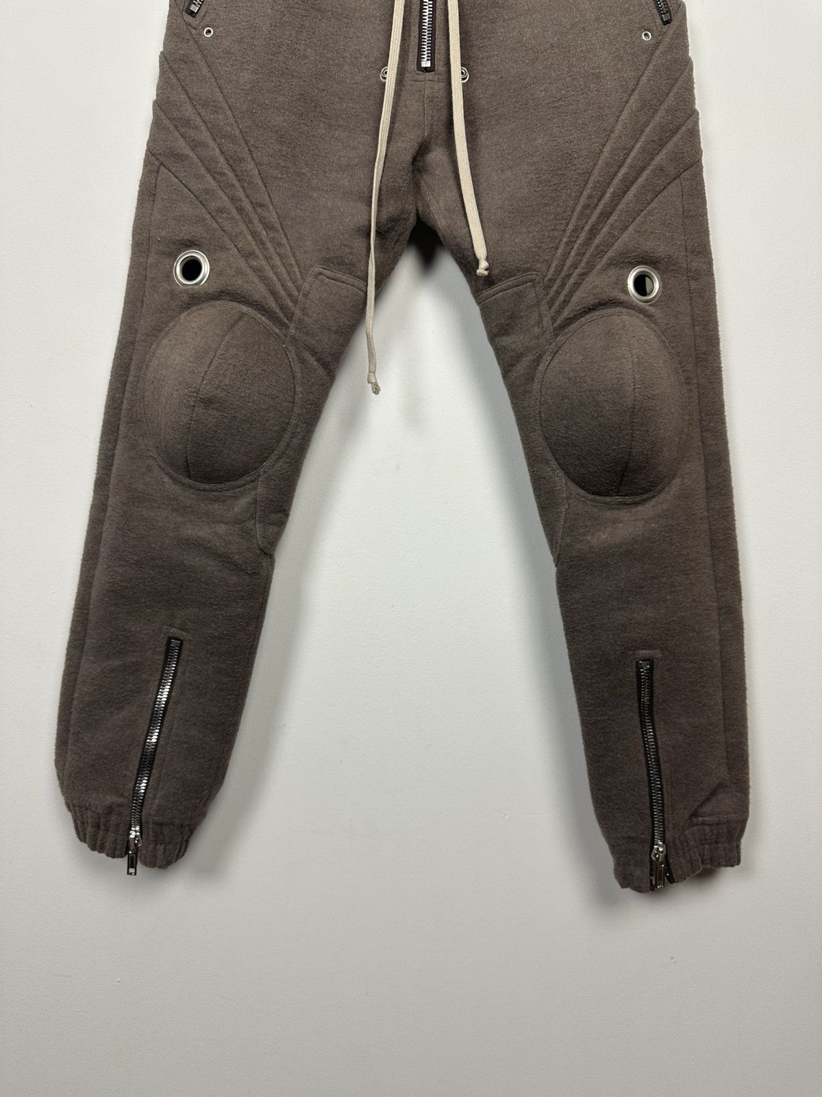 Rick Owens FW20 ‘PERFORMA’ Knee-Pad Insert Joggers Size US 34 / EU 50 - 3 Thumbnail