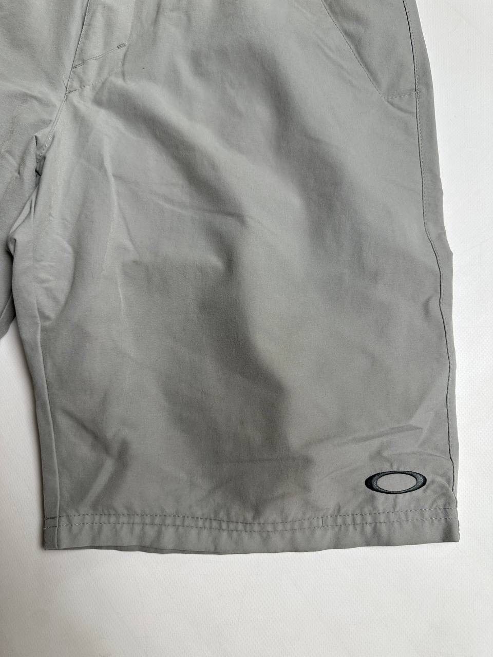 Oakley 00s Oakley Track Shorts Gorpcore Mountain Sport Size US 36 / EU 52 - 2 Thumbnail