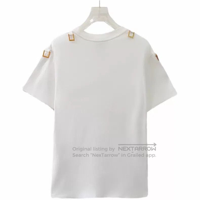 Louis Vuitton Louis Vuitton White square button embellished cotton crew Size US XS / EU 42 / 0 - 2 Thumbnail