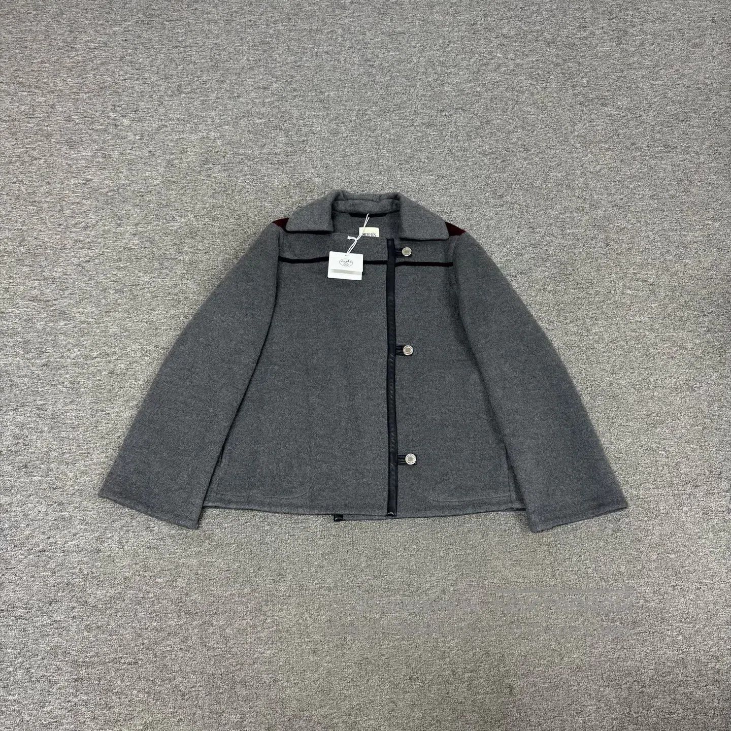 Hermes Hermes Gray leather-faced short cashmere jacket| Size S / US 4 / IT 40 - 1 Thumbnail
