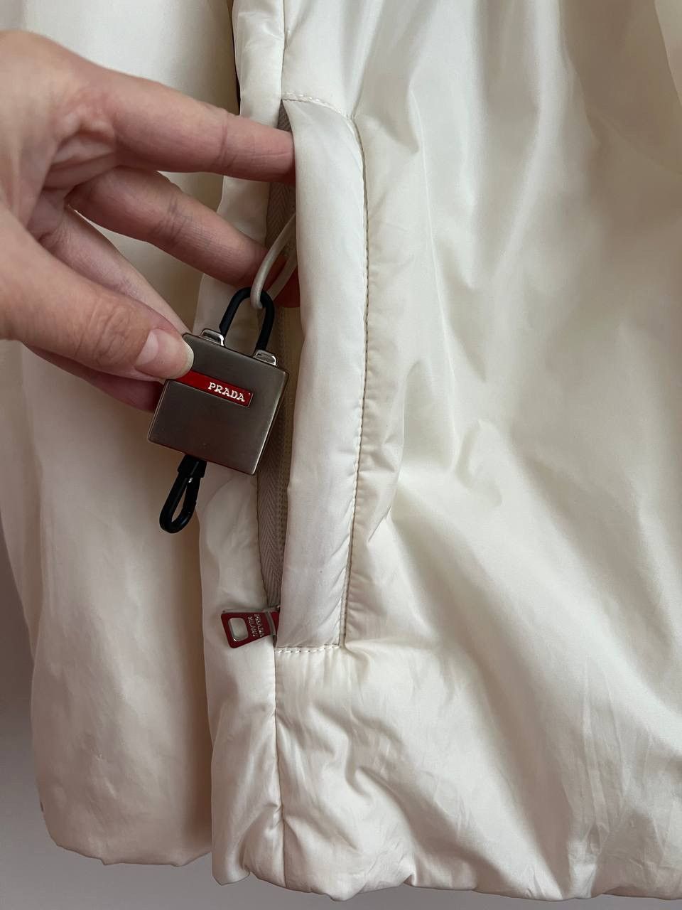 Prada Women's Prada logo jacket Size S / US 4 / IT 40 - 13 Thumbnail