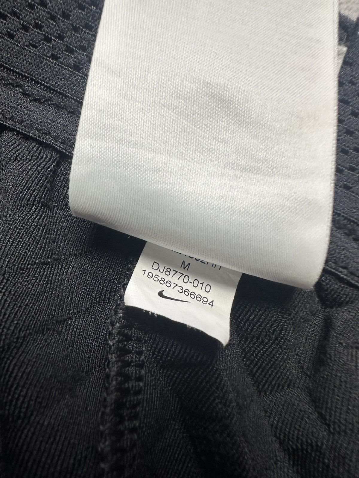 Nike Nike Tottenham soccer shorts size M spurs logo 15 Size US 32 / EU 48 - 7 Thumbnail