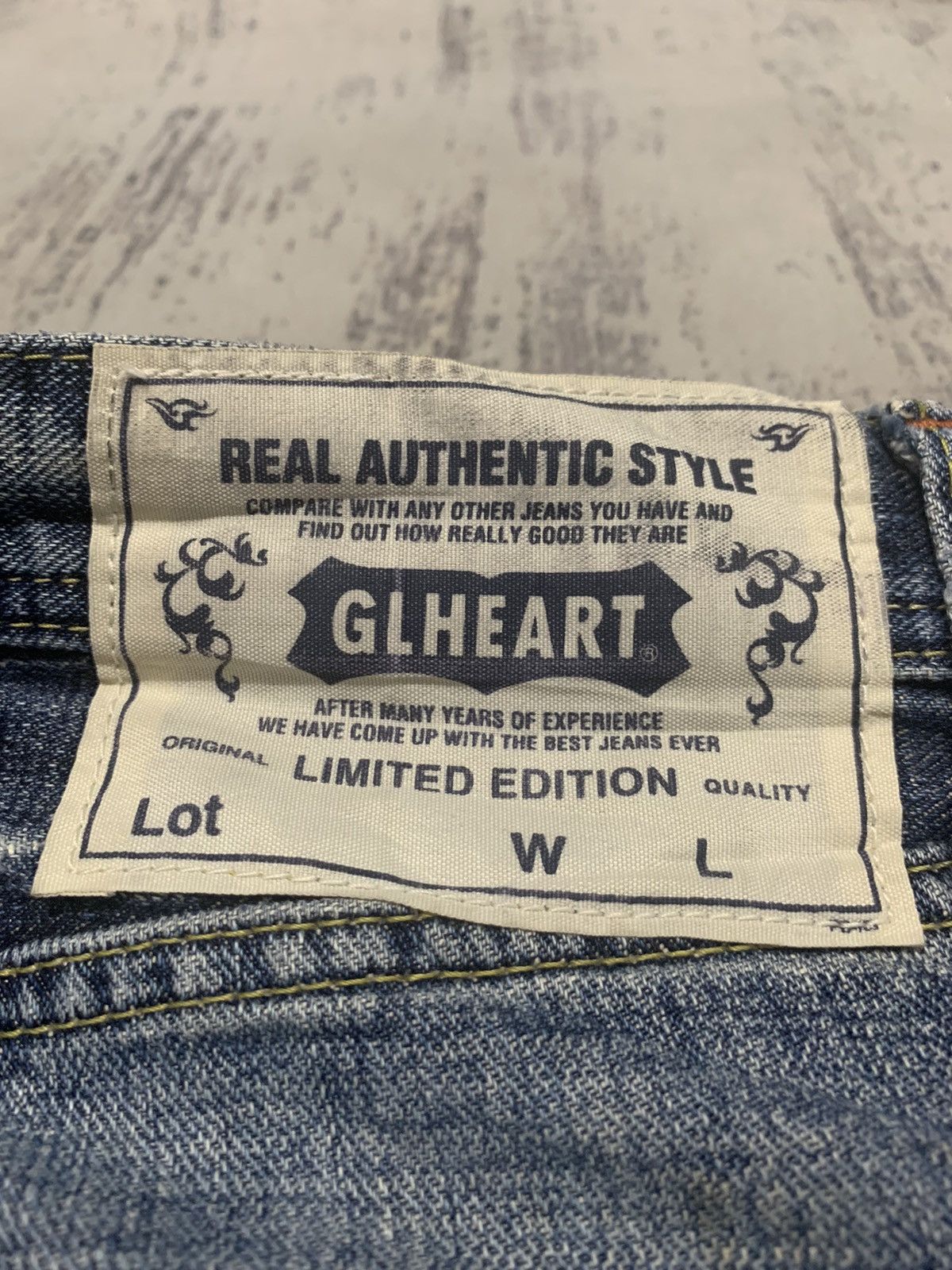 Japanese Brand Vintage Distressed GLHEART Light Wash Baggy J Size US 31 - 16 Thumbnail