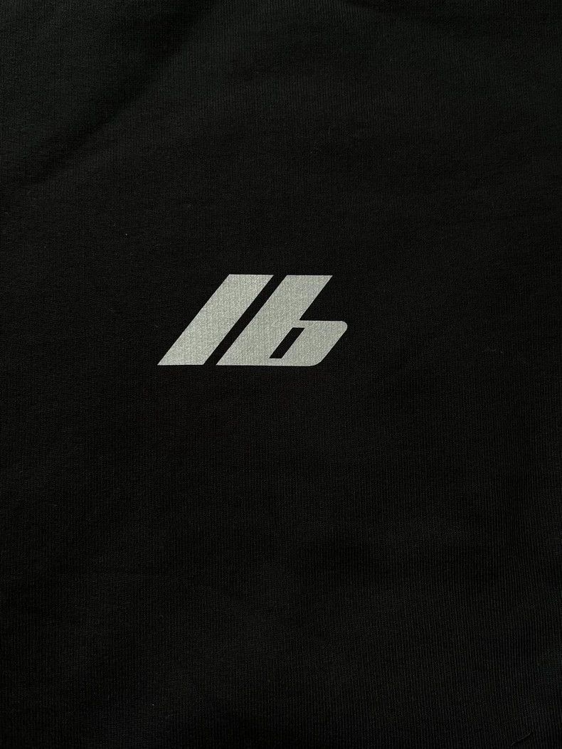 Balenciaga Balenciaga Letter reflective logo crewneck sweatshirt Size M / US 6-8 / IT 42-44 - 3 Thumbnail