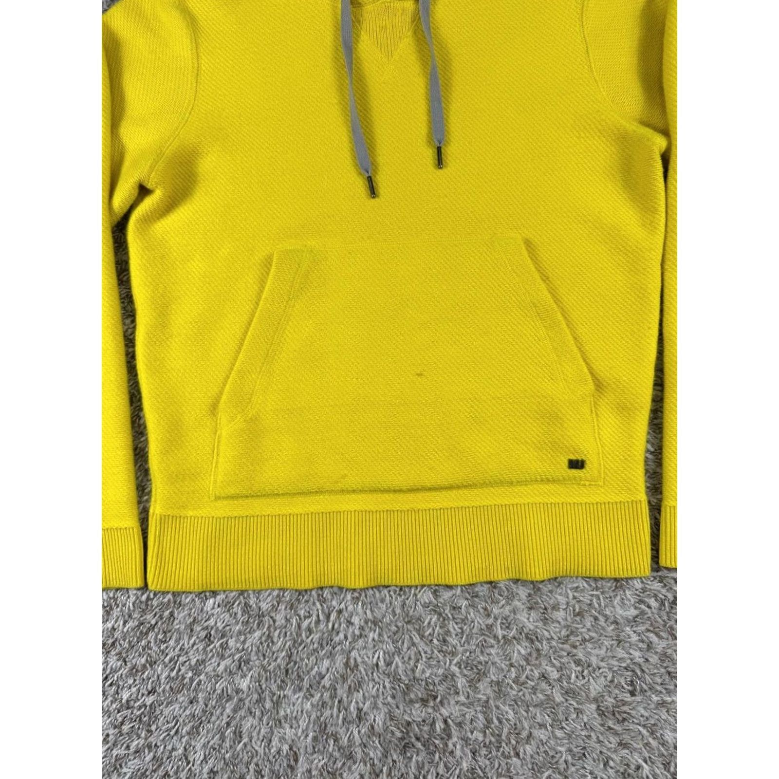 Marc by Marc Jacobs VINTAGE Marc by Marc Jacobs Hoodie Pullover Heavy Knit Yellow Men's M Hooded Pullover Long Sleeve Regular Size Size US M / EU 48-50 / 2 - 3 Thumbnail