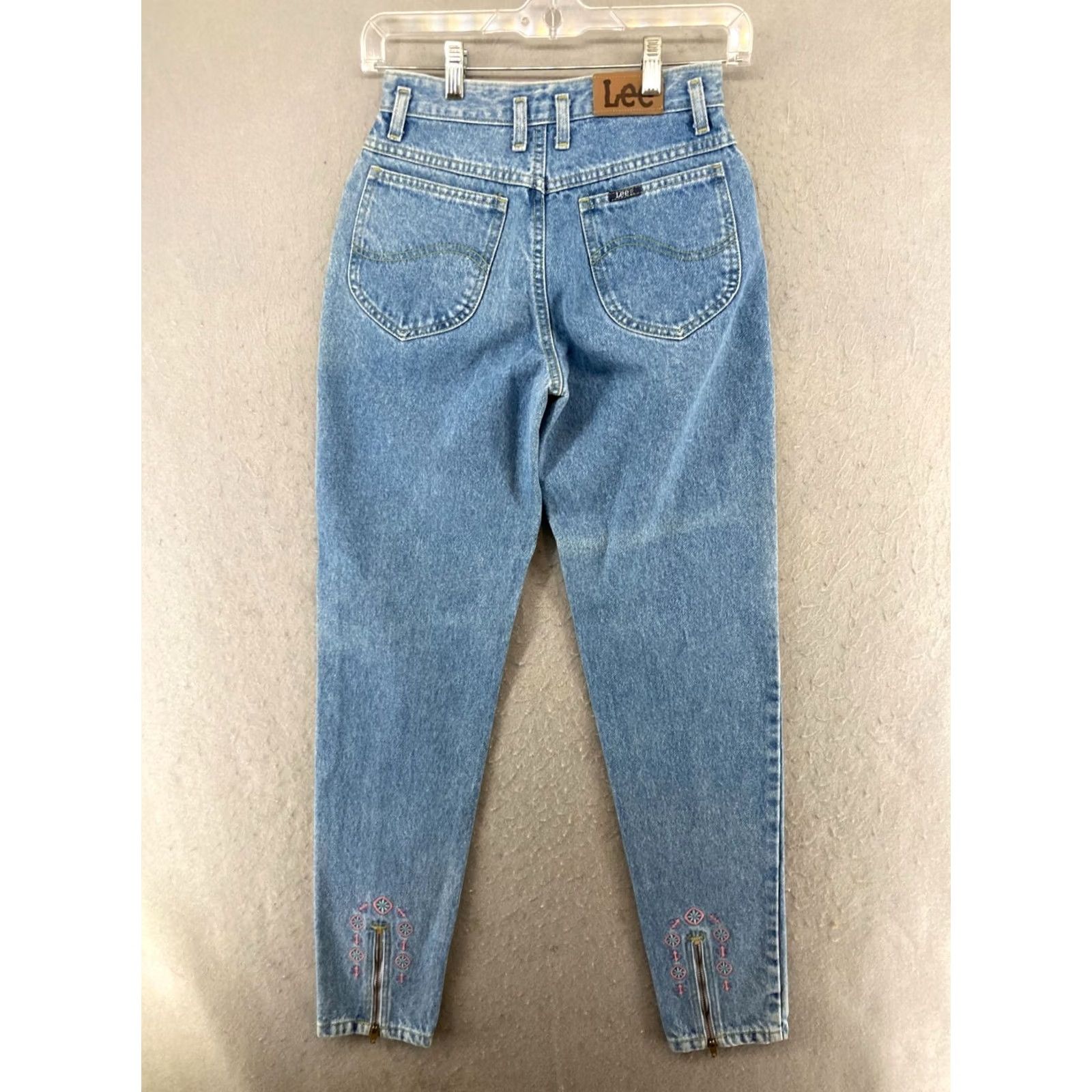 Lee VINTAGE Lee Womens Jeans 5 Blue Hi Rise Mom Tapered Embroidered 90s Size 27" / US 4 / IT 40 - 7 Thumbnail
