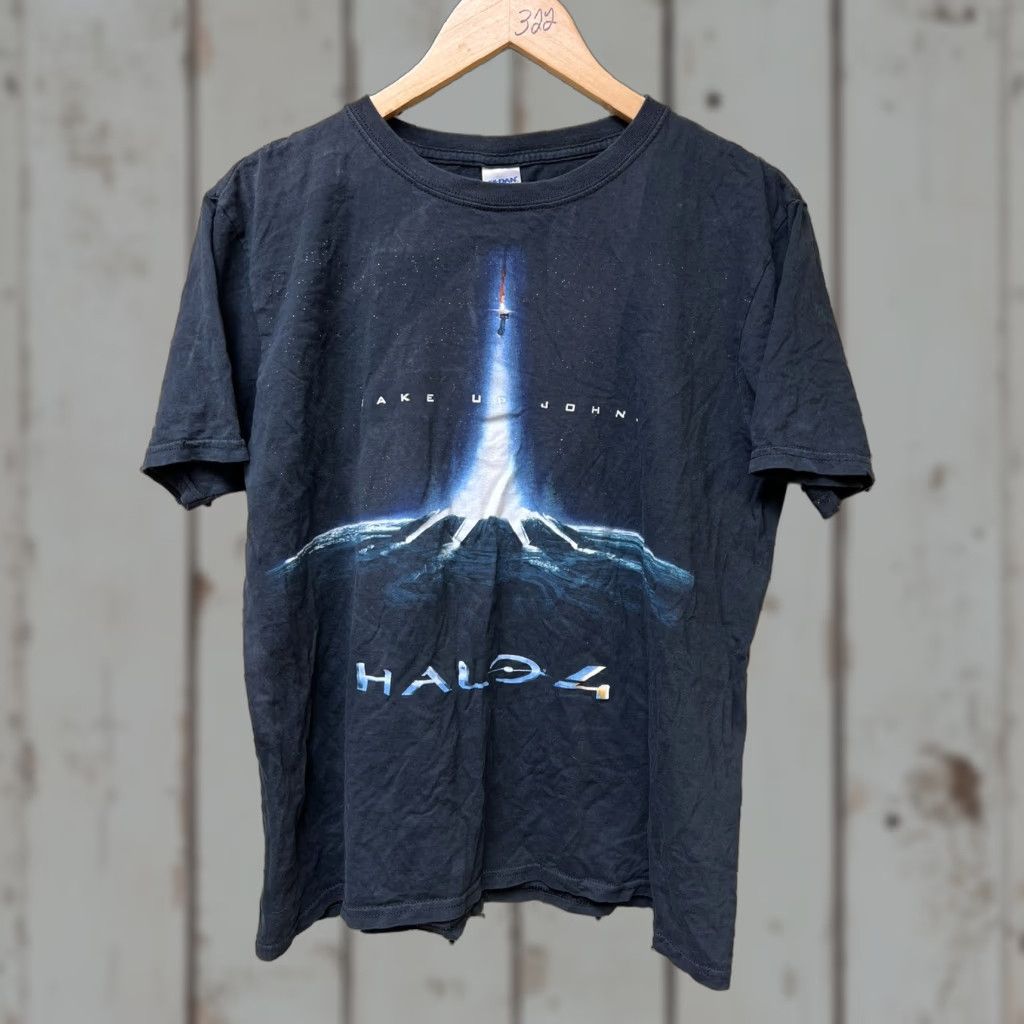 Gildan **2012 Halo 4 Men's Large Black Space Graphic T-Shirt** User: **2012 Halo 4 Men's Large Black Space Graphic T-Shirt** Size US L / EU 52-54 / 3 - 1 Thumbnail