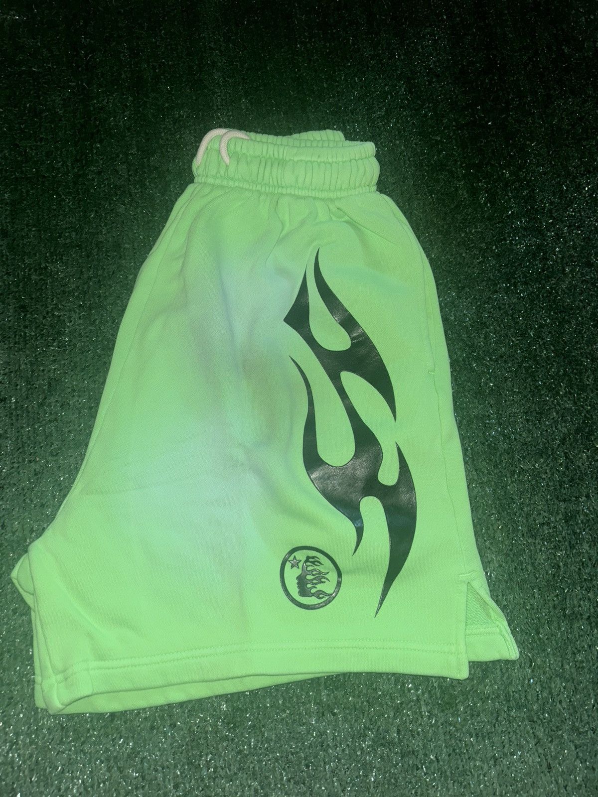 HELLSTAR Hellstar Green Flame Shorts Size US 34 / EU 50 - 2 Thumbnail