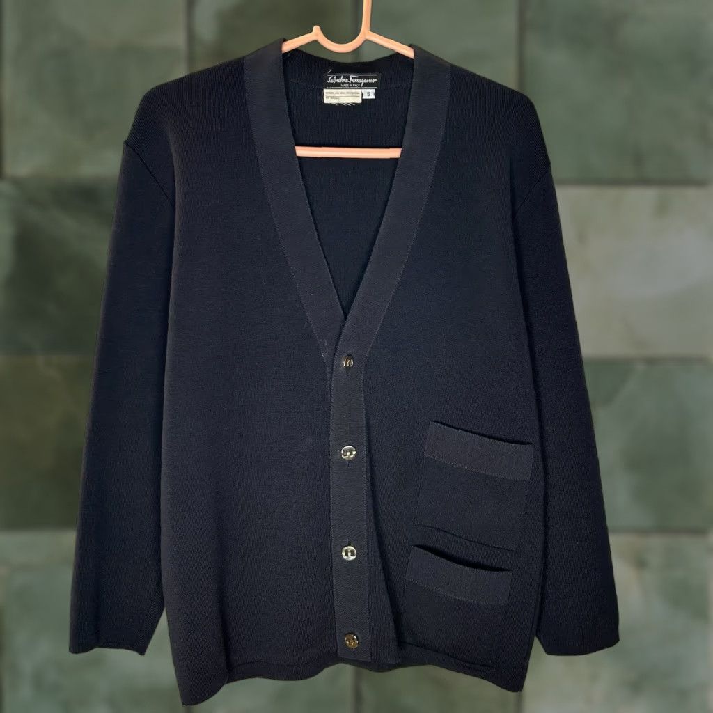 Salvatore Ferragamo VINTAGE Salvatore Ferragamo Navy Blue 100% Wool Cardigan Sweater Adult Small Navy Blue Wool Cardigan Women/Sweater Vintage Ferragamo Cardigan Size S / US 4 / IT 40 - 1 Thumbnail