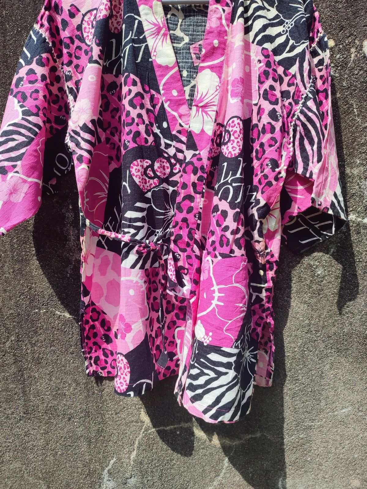 Japanese Brand Vintage Hello Kitty Japanese Yukata Kimono Jacket (L) Size US L / EU 52-54 / 3 - 3 Thumbnail