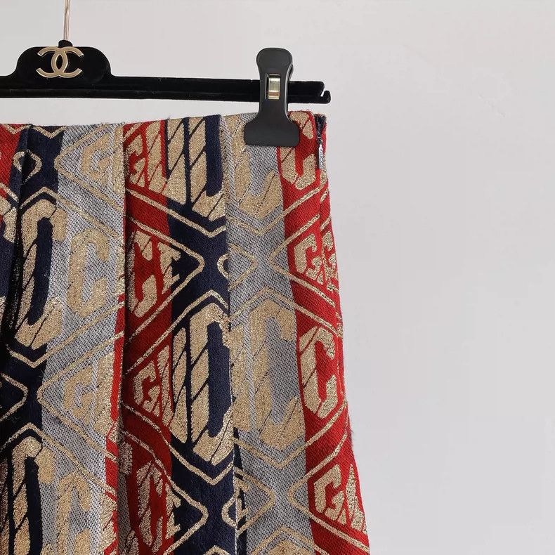 Gucci Gucci Logo embroidered skirt Size 25" / US 0 / IT 36 - 3 Thumbnail