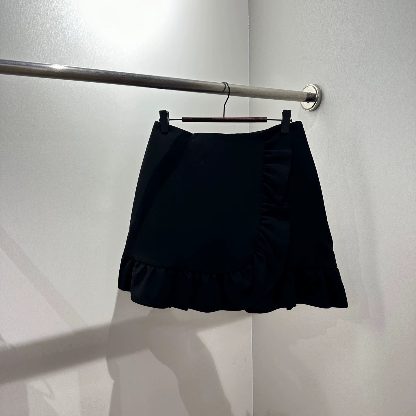Miu Miu MIU MIU Bouffant Half-Skirt 40 Triacetate apr577 Size 27" / US 4 / IT 40 - 1 Thumbnail