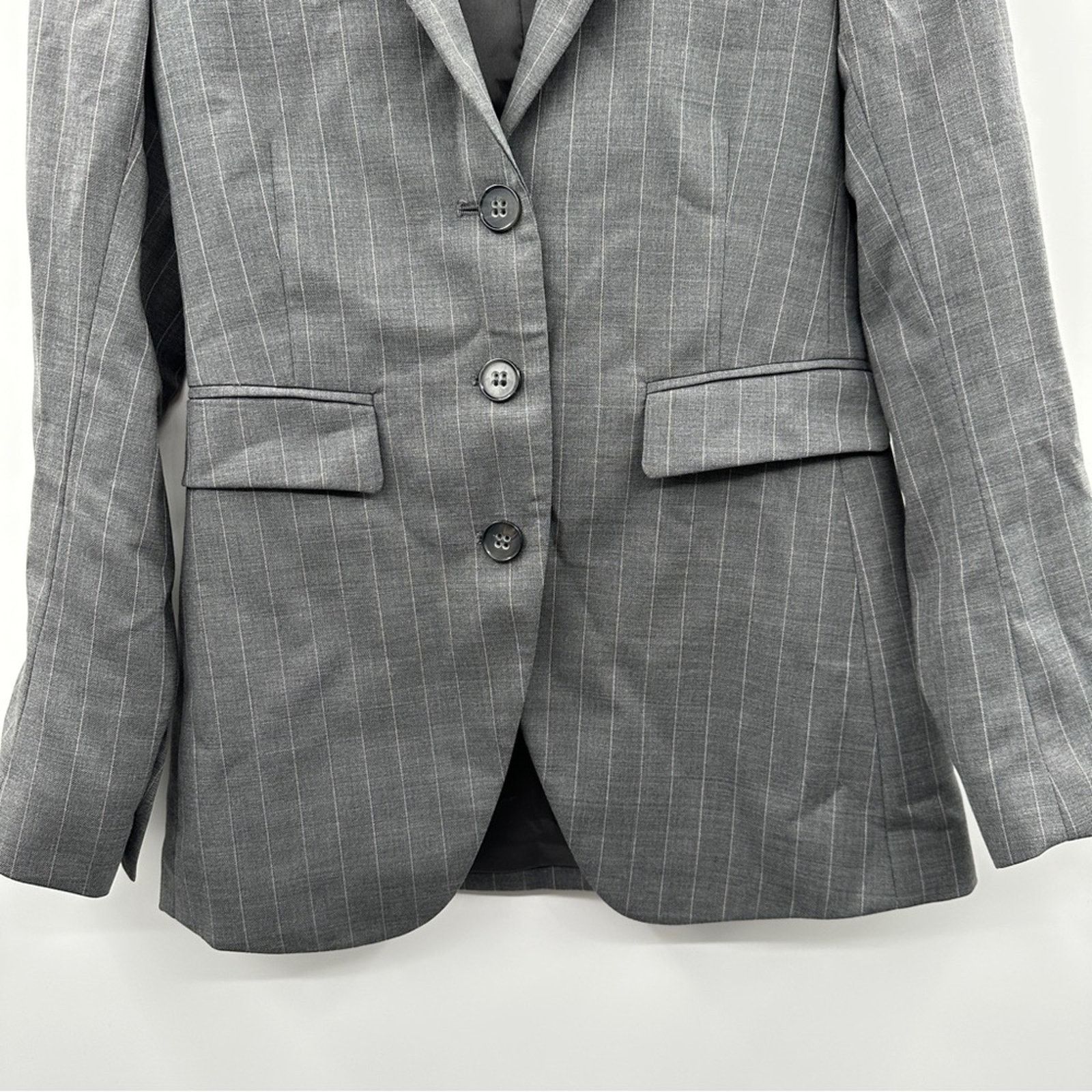Theory Theory Gray & White Virgin Wool Pinstripe Blazer Sz 0 Size XS / US 0-2 / IT 36-38 - 3 Thumbnail