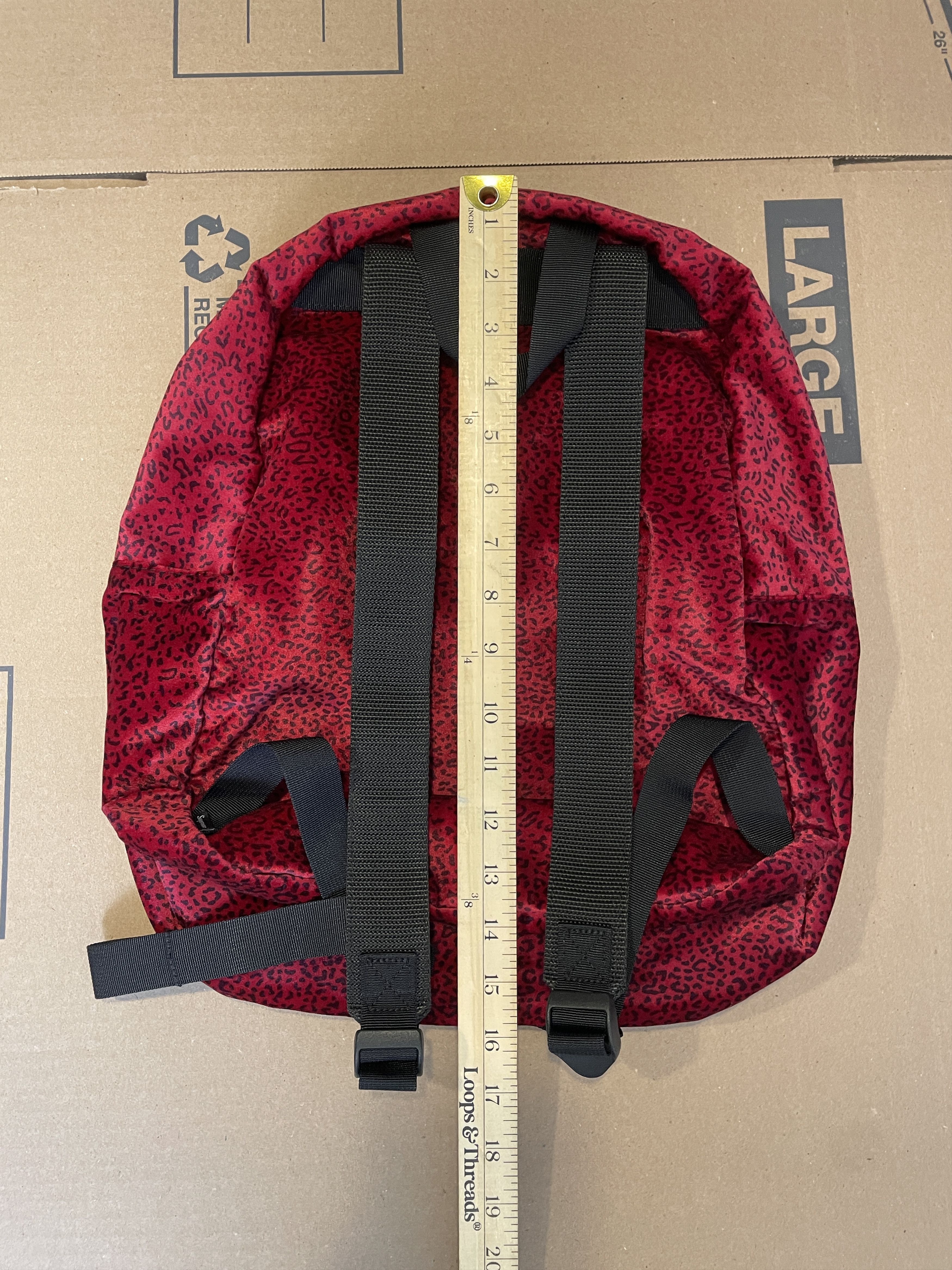 Supreme RED LEOPARD VELVET BACKPACK Size ONE SIZE - 7 Thumbnail
